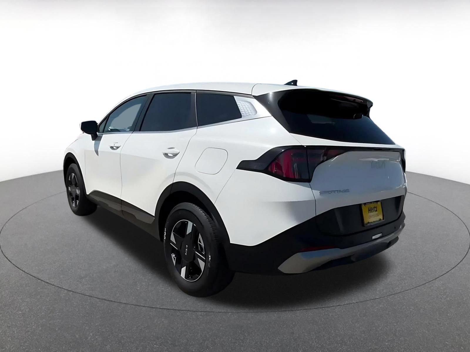 Thumbnail: 2026 Kia Sportage - 8