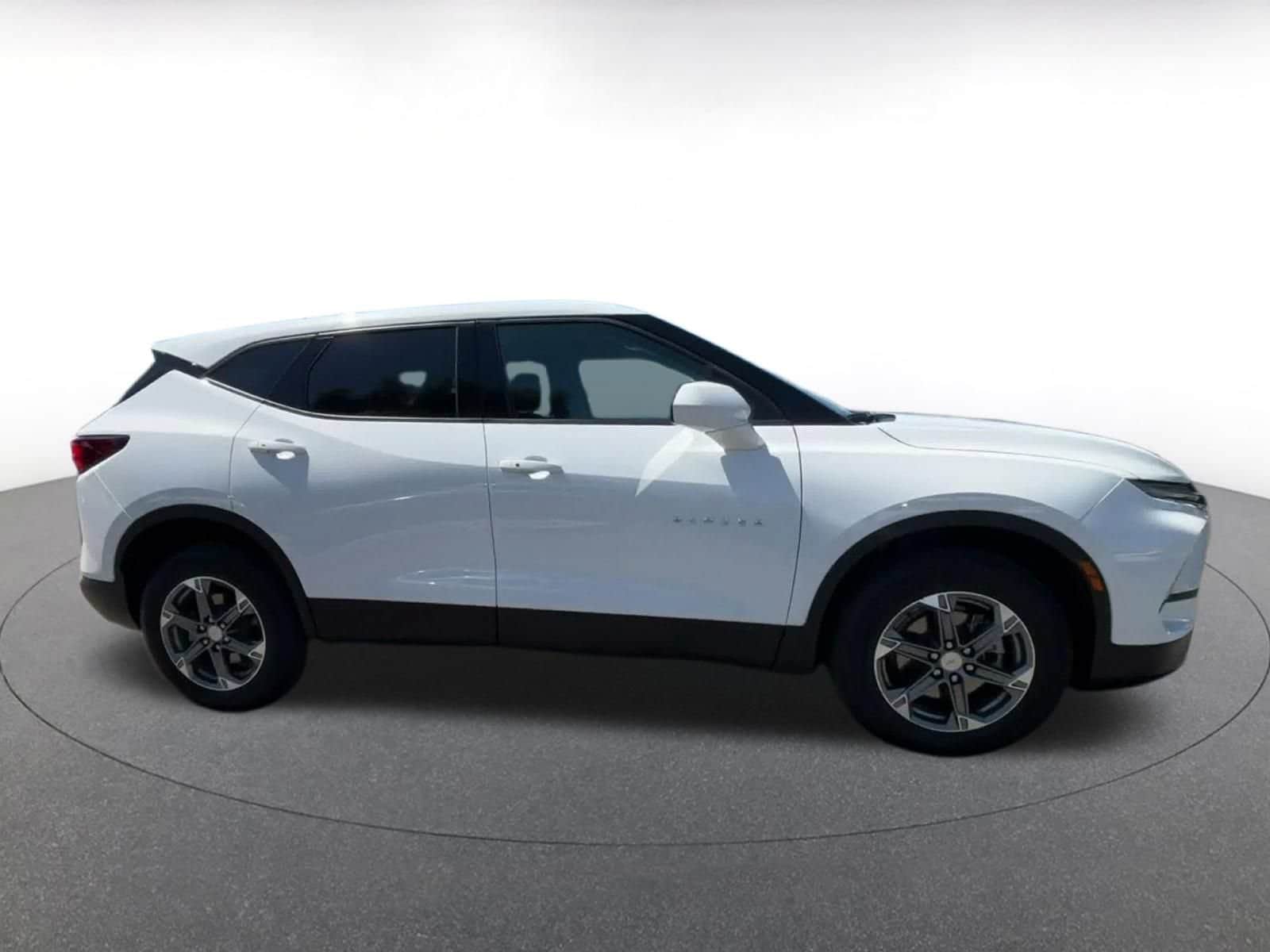 Thumbnail: 2025 Chevrolet Blazer - 15