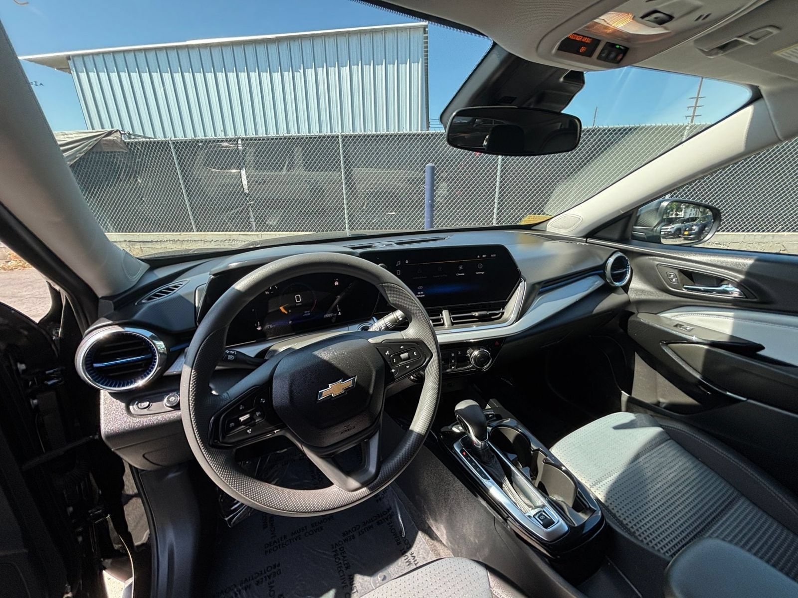 Thumbnail: 2025 Chevrolet Trax - 33
