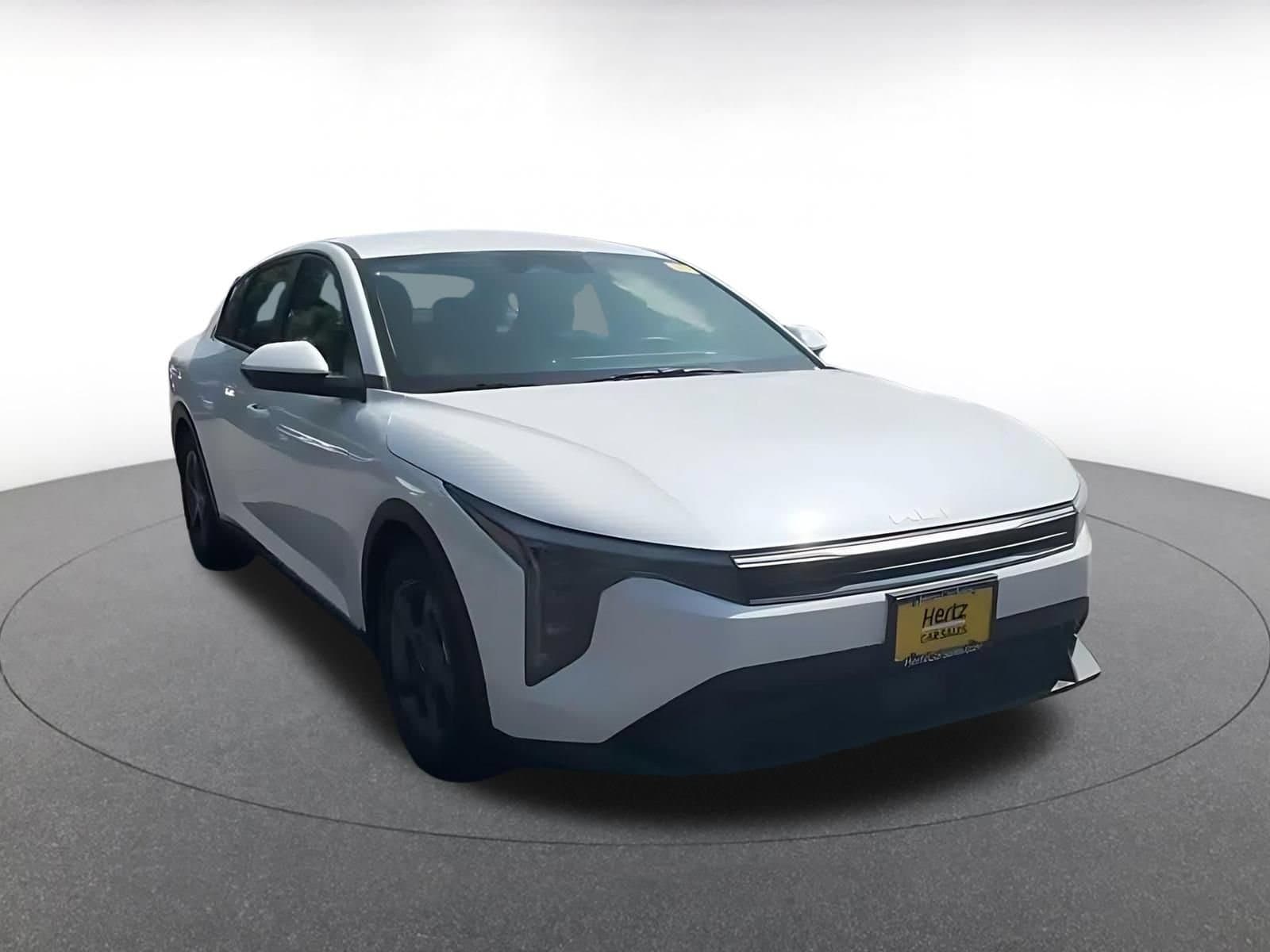 Thumbnail: 2026 Kia K4 - 3