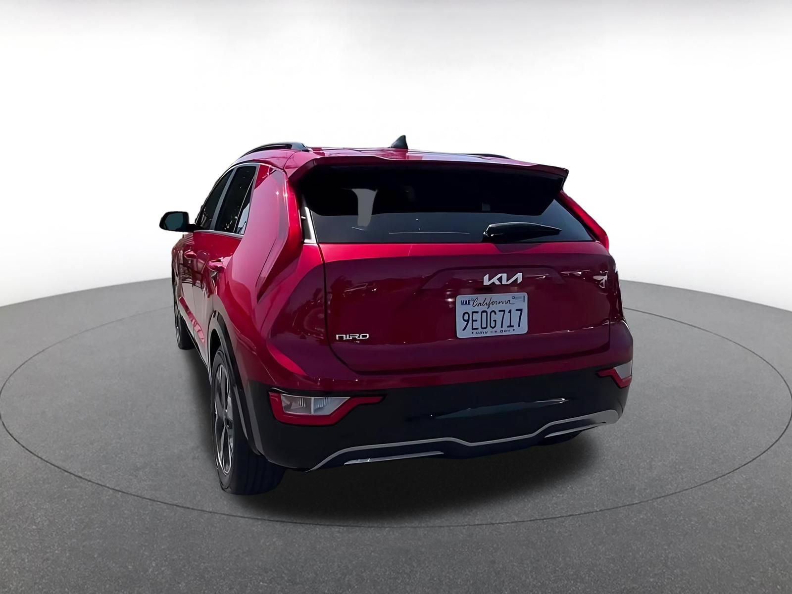 Thumbnail: 2023 Kia Niro - 10