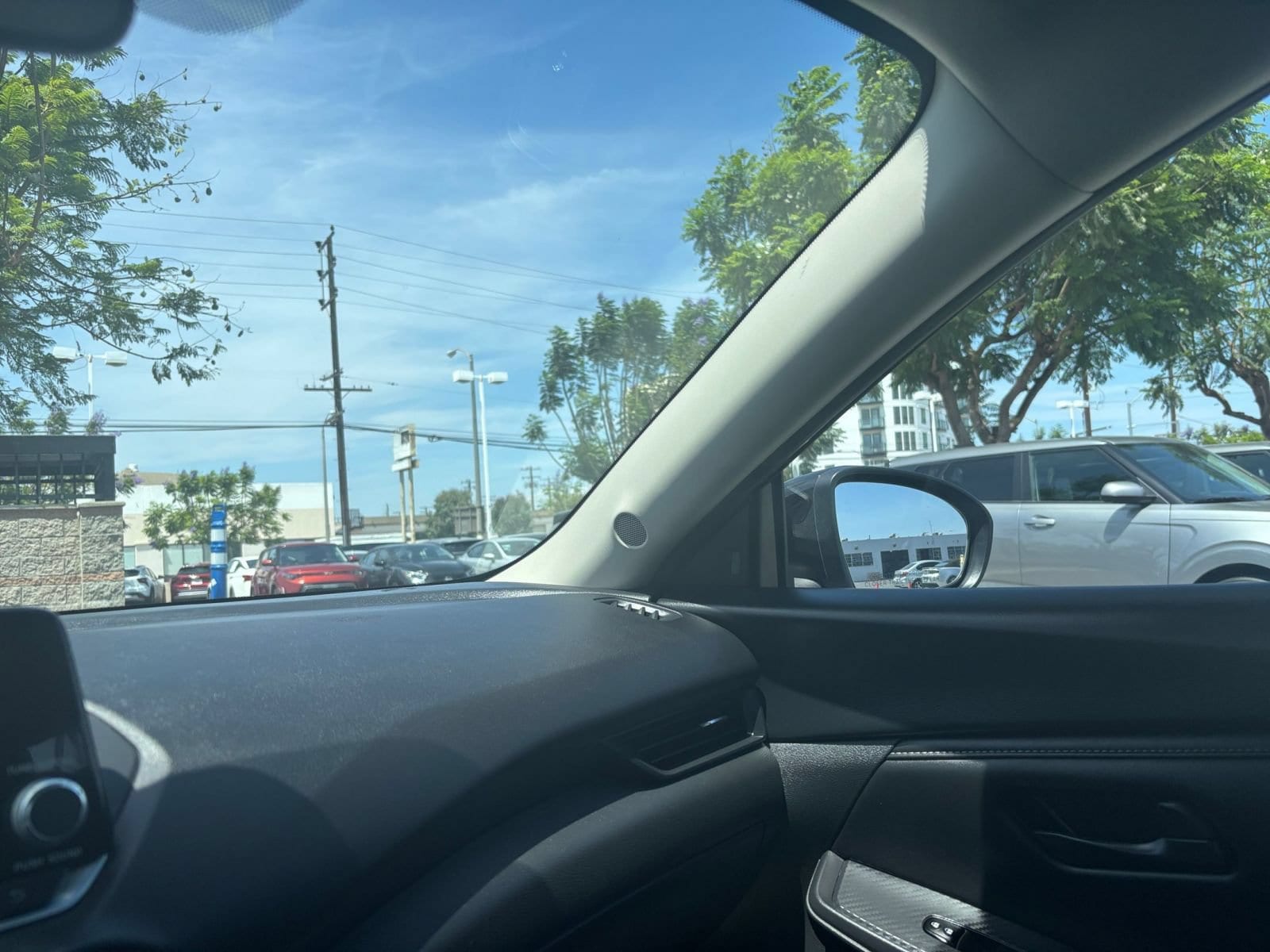 Thumbnail: 2025 Nissan Sentra - 34