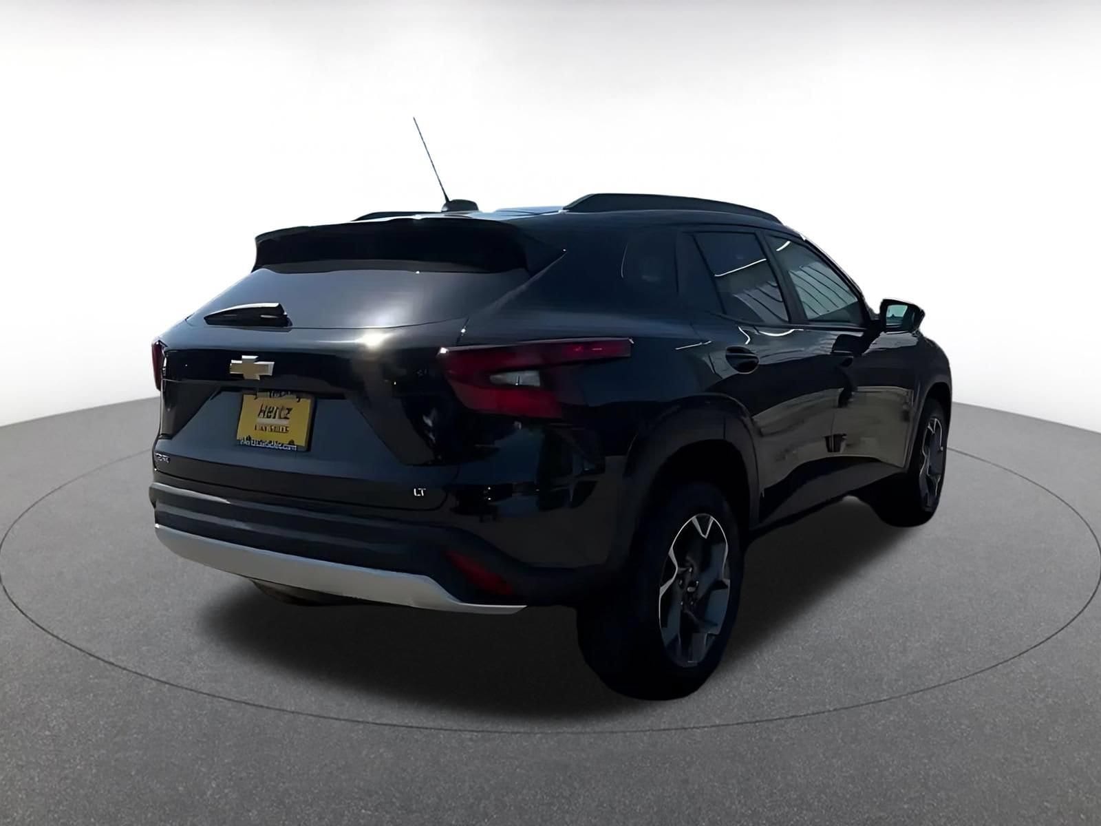 Thumbnail: 2025 Chevrolet Trax - 14