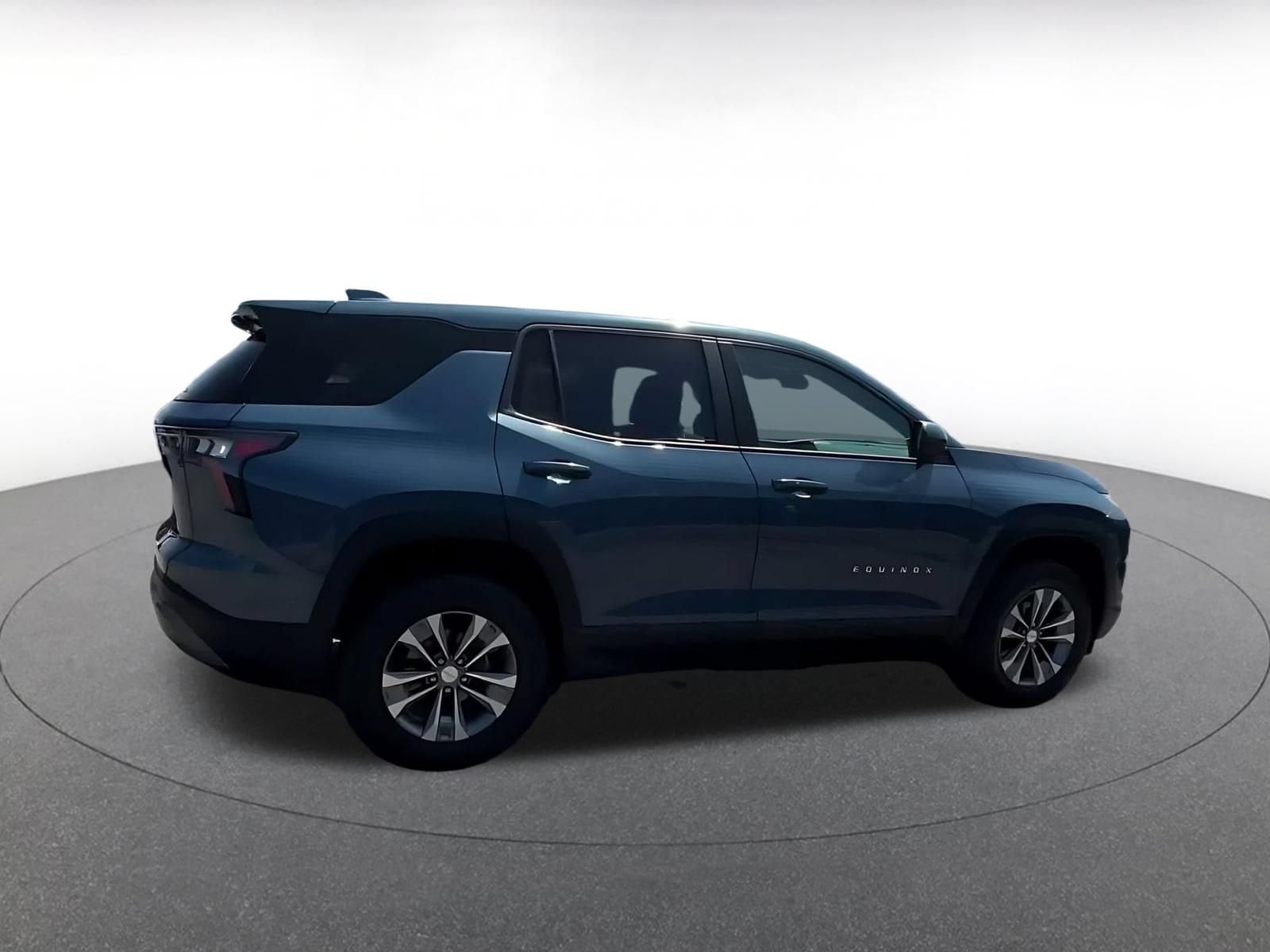 Thumbnail: 2025 Chevrolet Equinox - 13