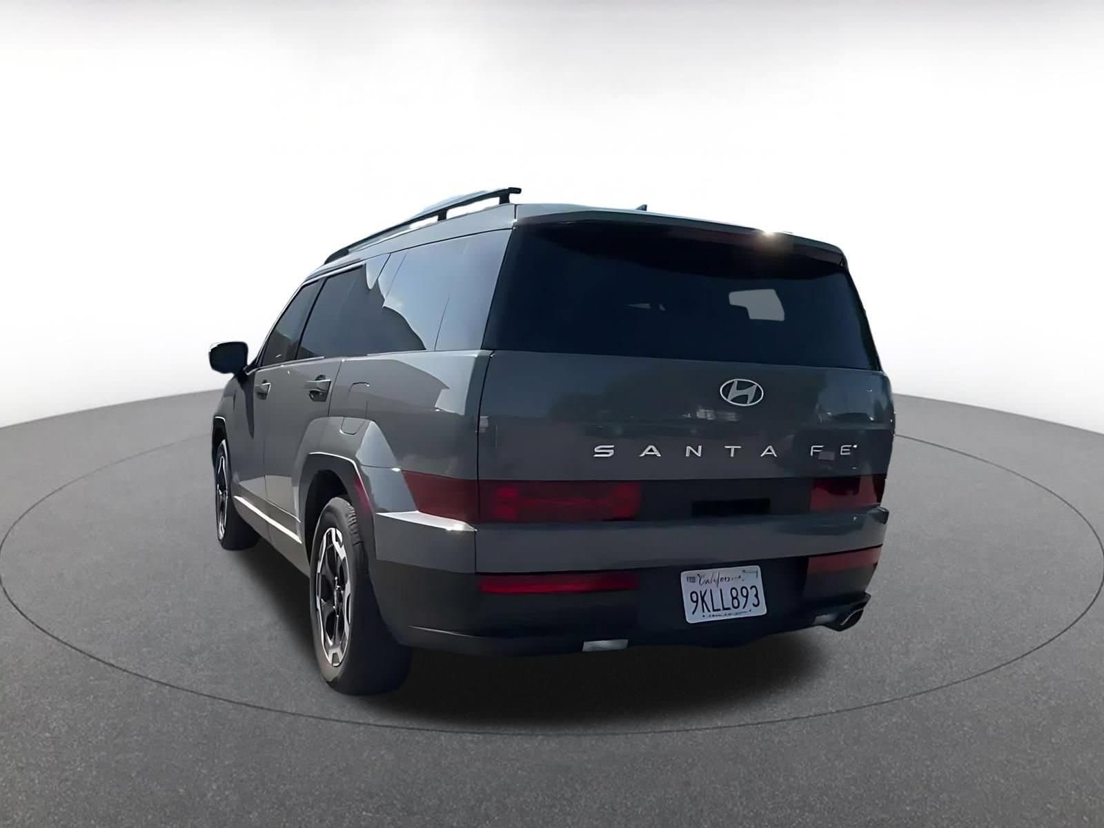 Thumbnail: 2024 Hyundai Santa Fe - 10