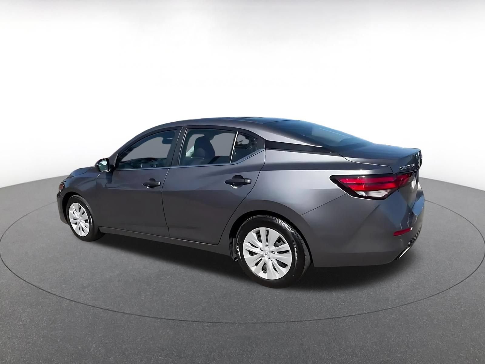 Thumbnail: 2025 Nissan Sentra - 9