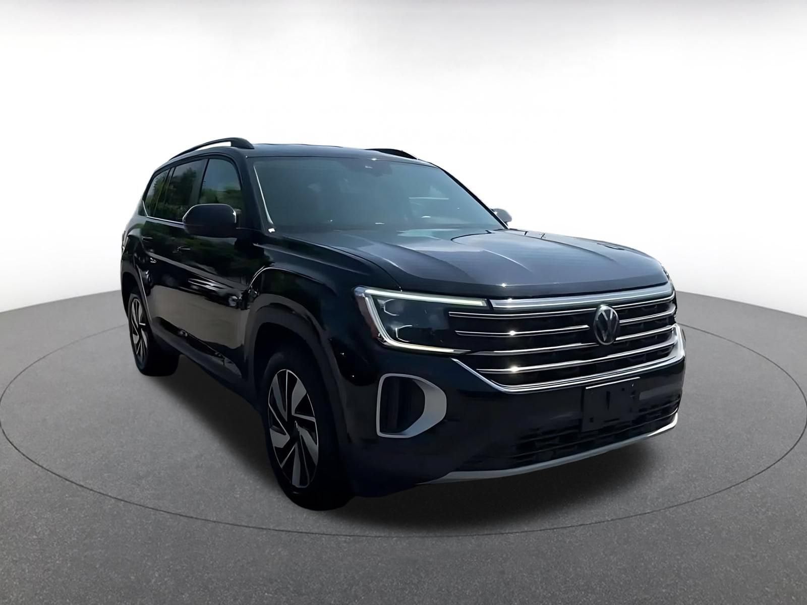 Thumbnail: 2024 Volkswagen Atlas - 3