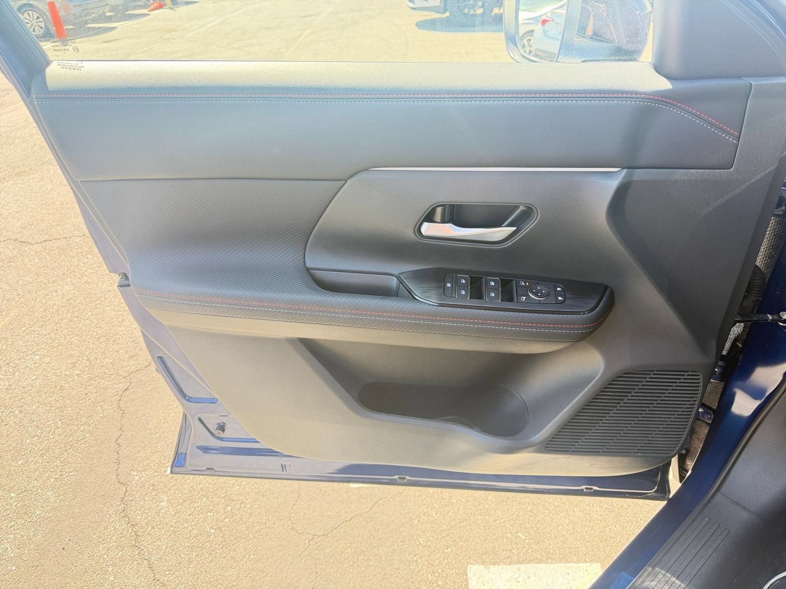 Thumbnail: 2026 Nissan Kicks - 18