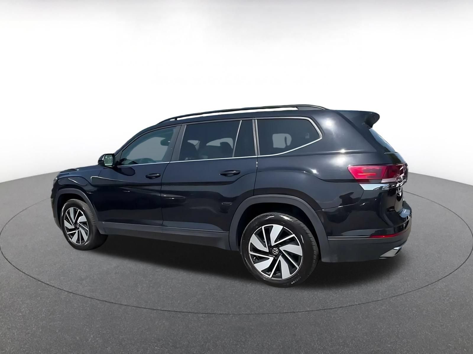 Thumbnail: 2024 Volkswagen Atlas - 9