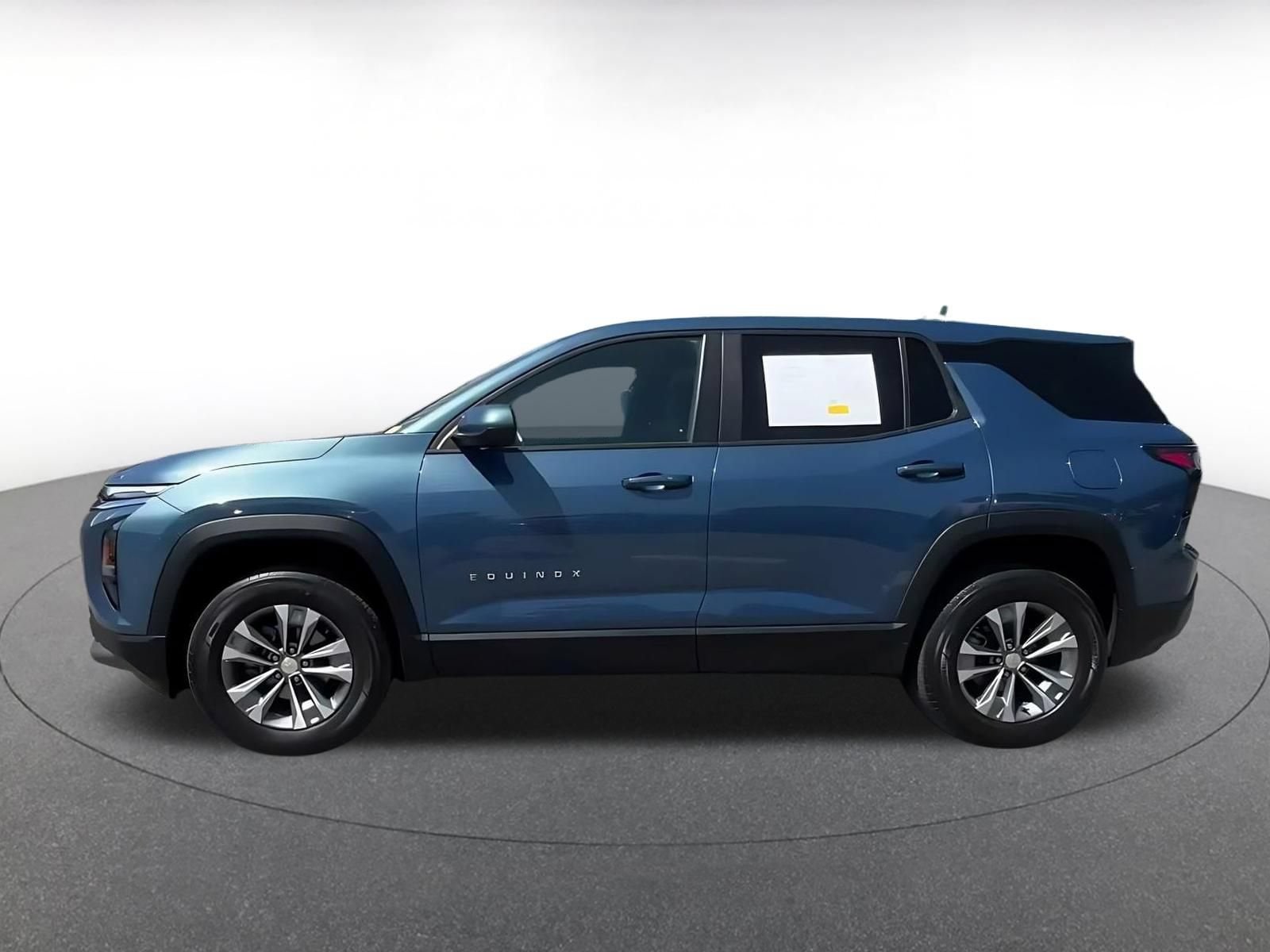 Thumbnail: 2025 Chevrolet Equinox - 8