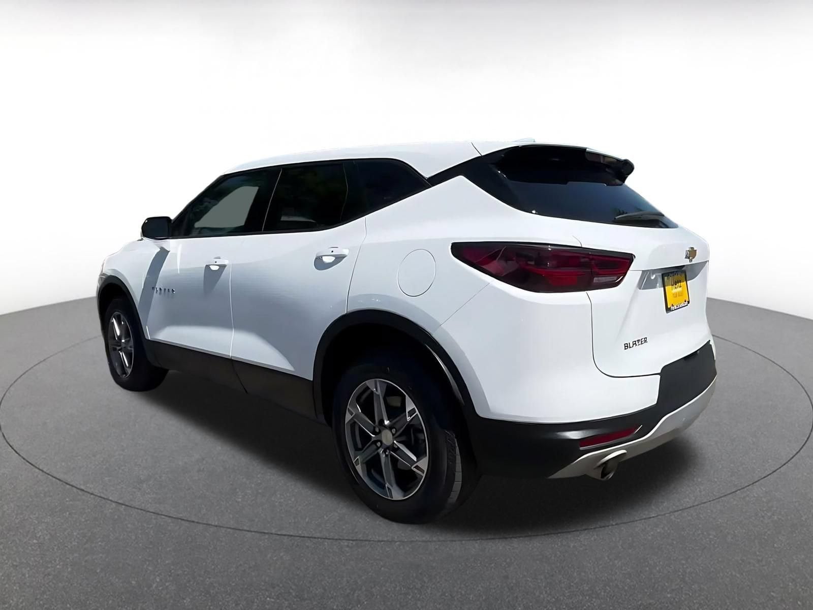 Thumbnail: 2025 Chevrolet Blazer - 9