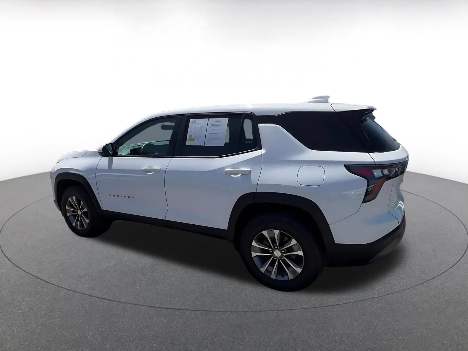 Thumbnail: 2025 Chevrolet Equinox - 9