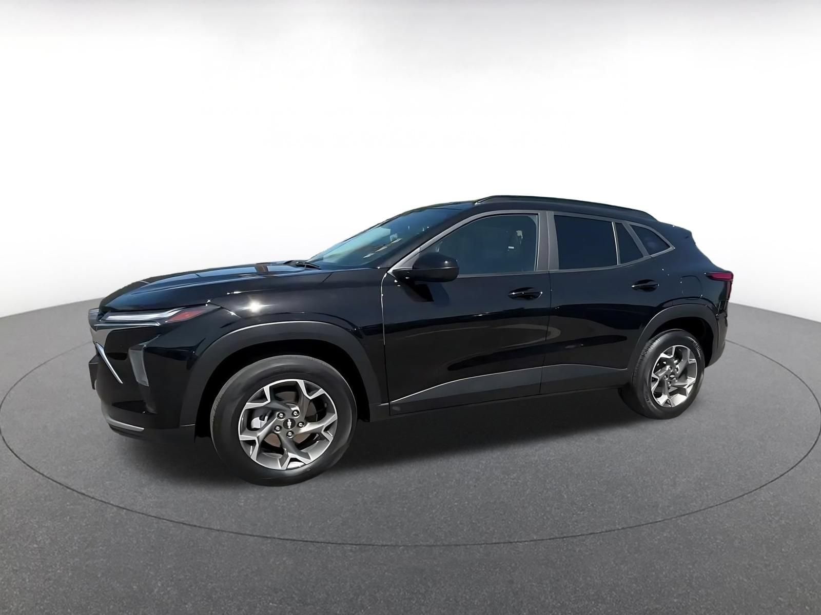 Thumbnail: 2025 Chevrolet Trax - 7