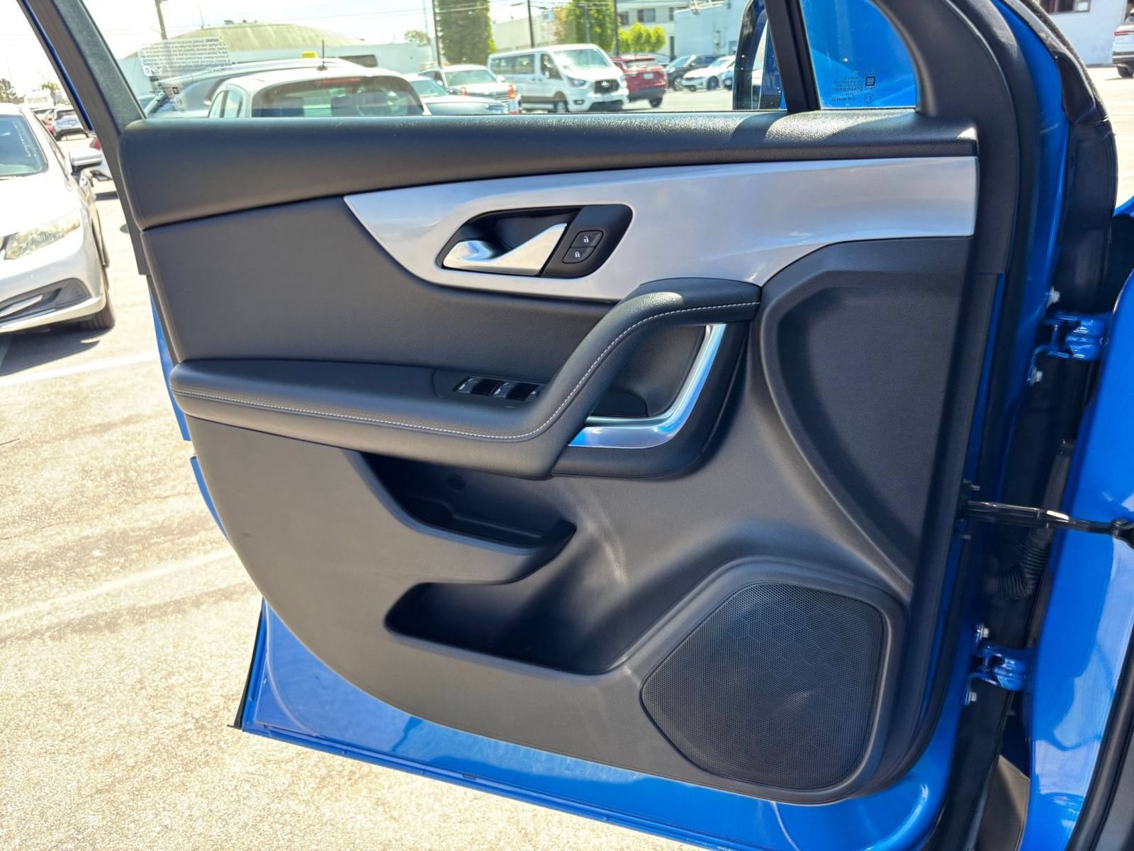 Thumbnail: 2025 Chevrolet Blazer - 18