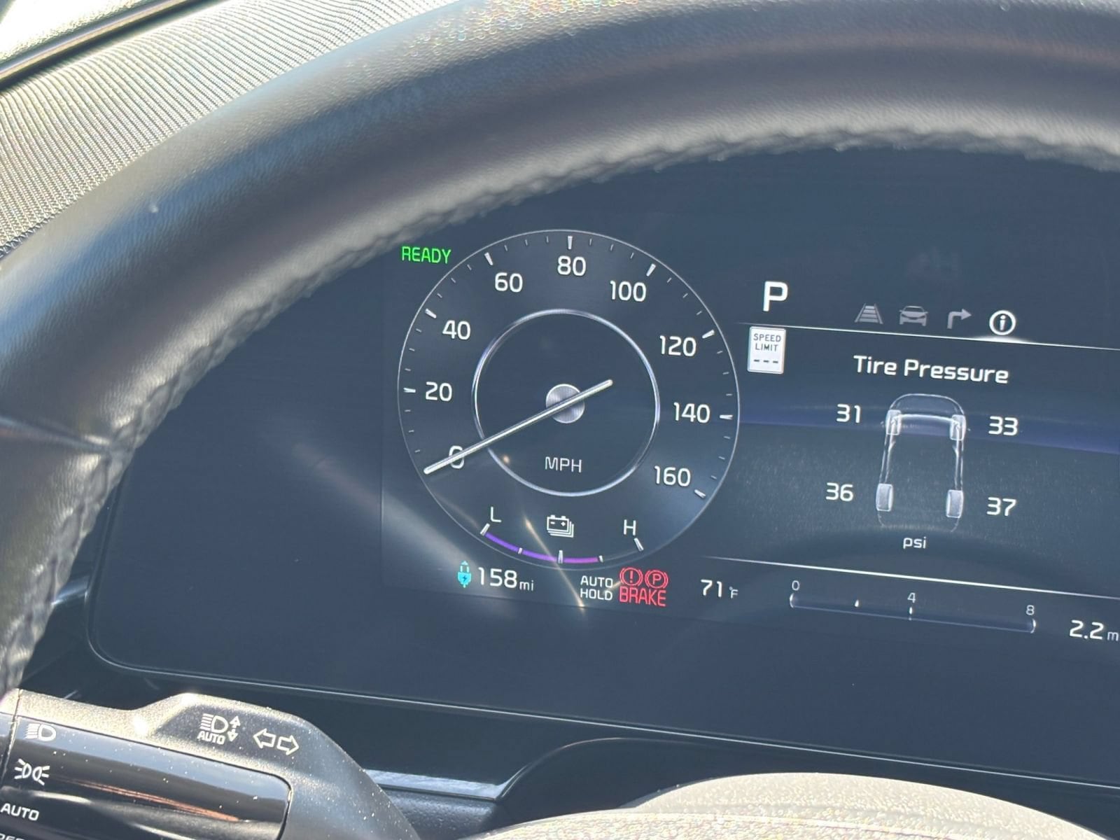 Thumbnail: 2023 Kia Niro - 16