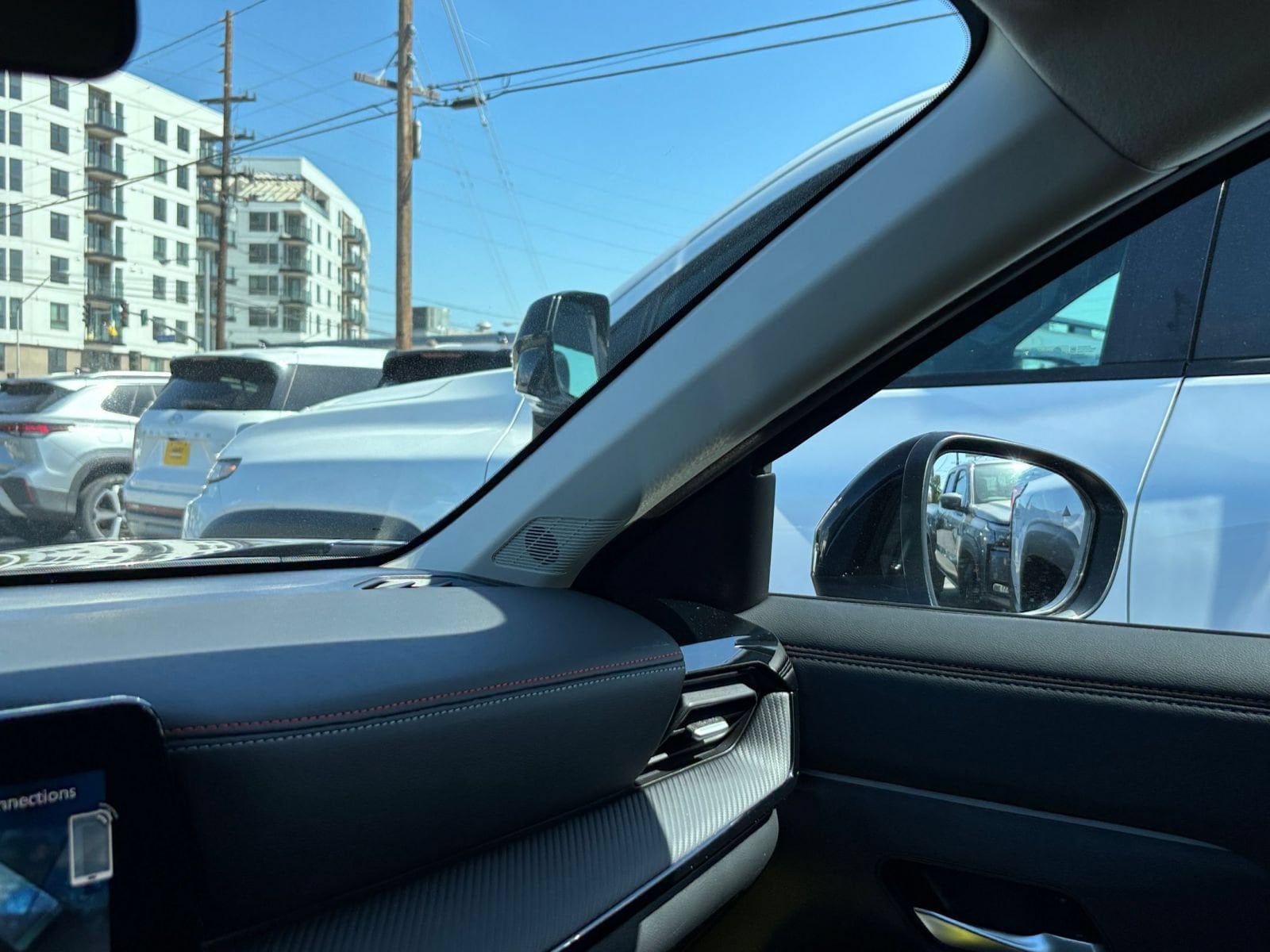 Thumbnail: 2026 Nissan Kicks - 35