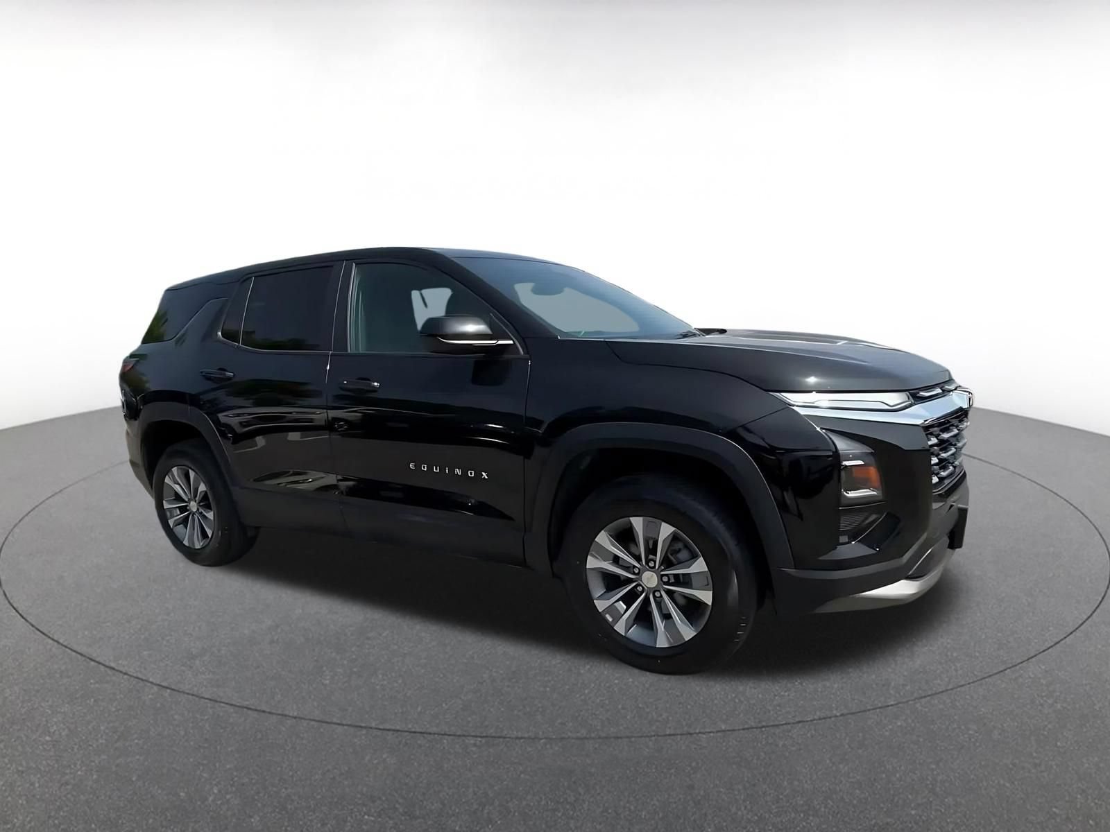Thumbnail: 2025 Chevrolet Equinox - 2