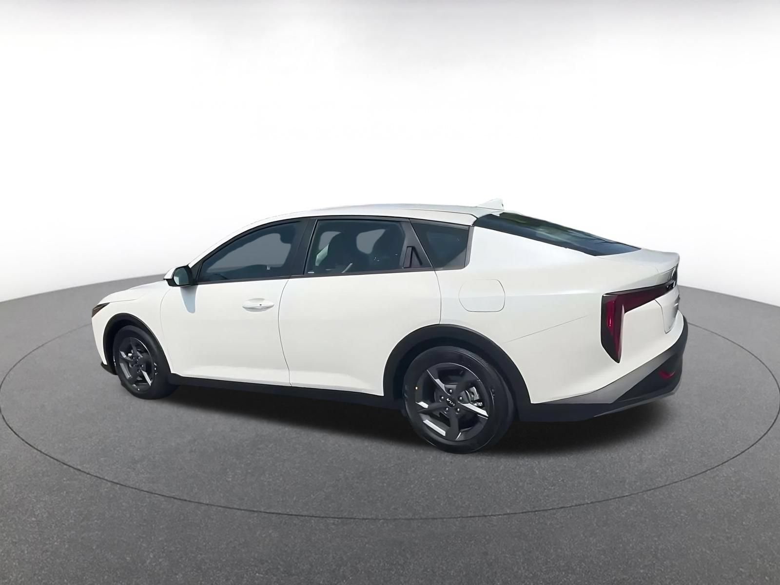 Thumbnail: 2026 Kia K4 - 9