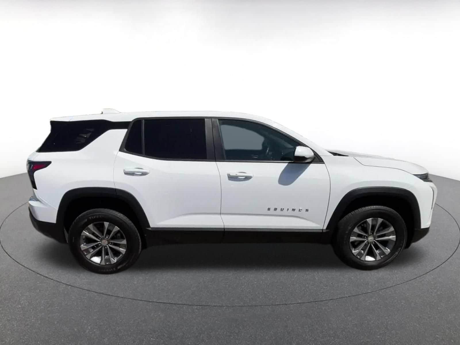 Thumbnail: 2025 Chevrolet Equinox - 15