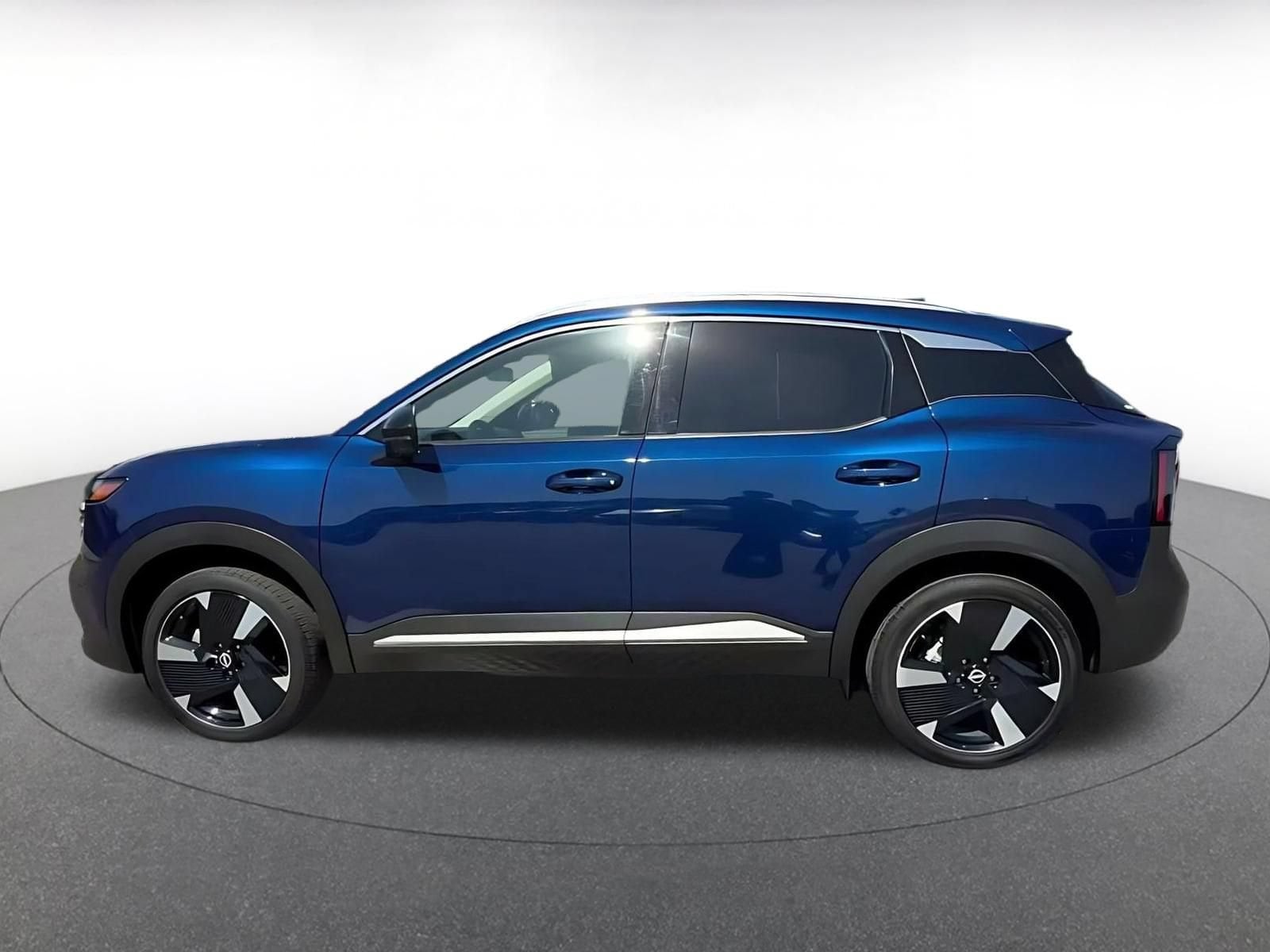 Thumbnail: 2026 Nissan Kicks - 8