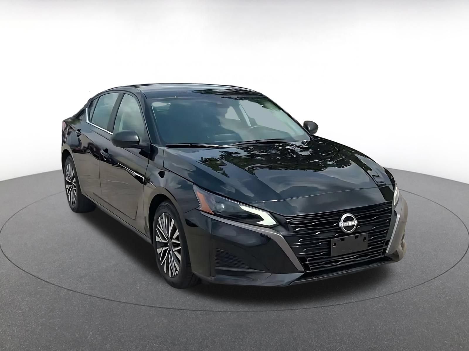 Thumbnail: 2026 Nissan Altima - 3