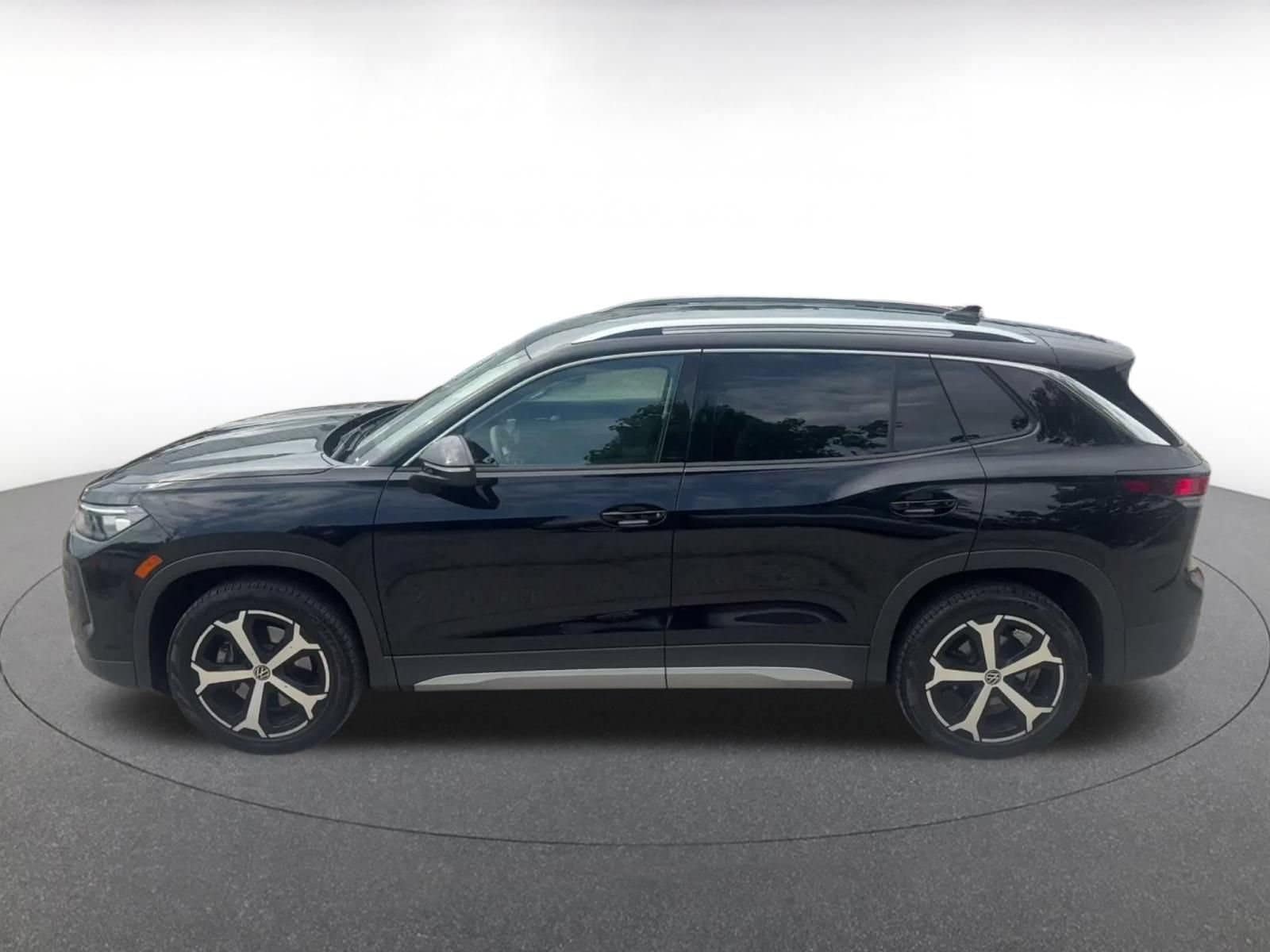 Thumbnail: 2026 Volkswagen Tiguan - 8