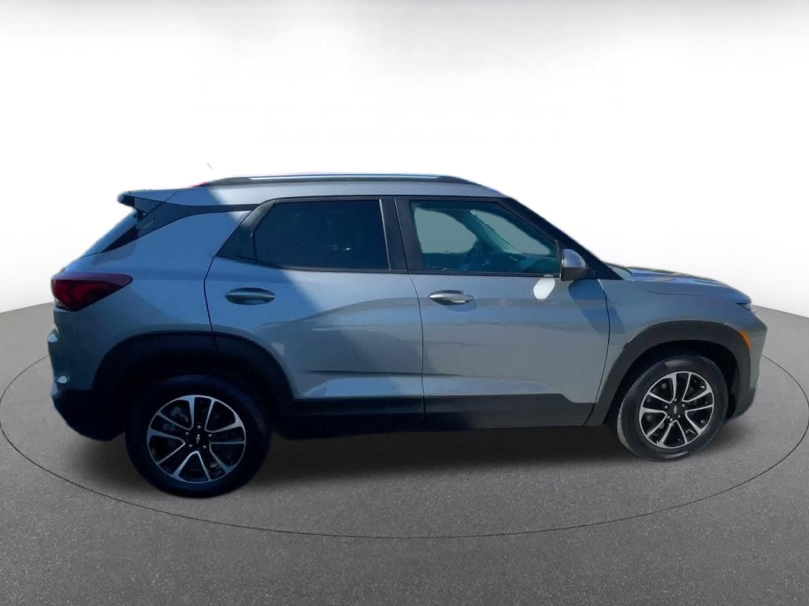 Thumbnail: 2025 Chevrolet TrailBlazer - 15