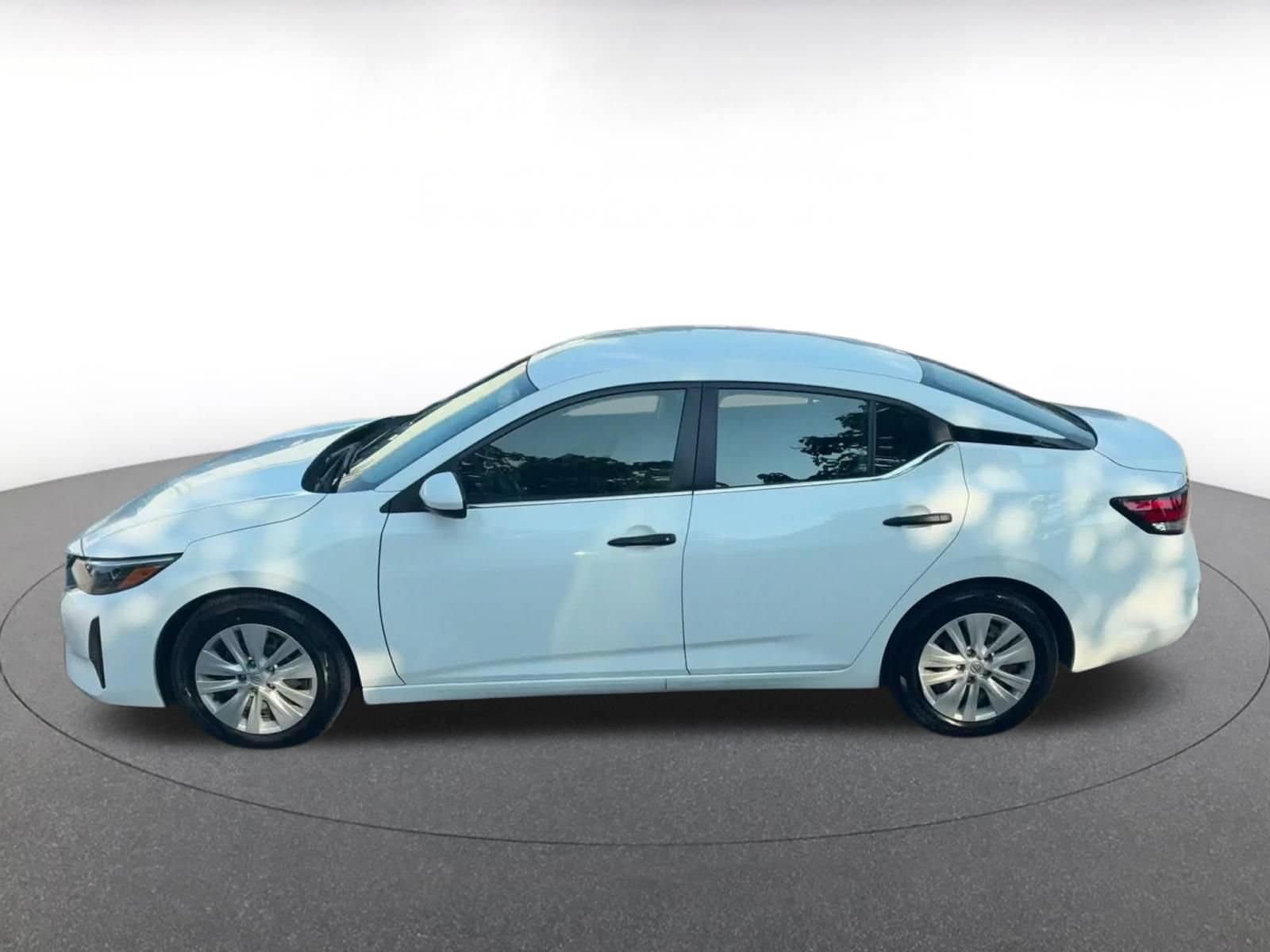 Thumbnail: 2025 Nissan Sentra - 8