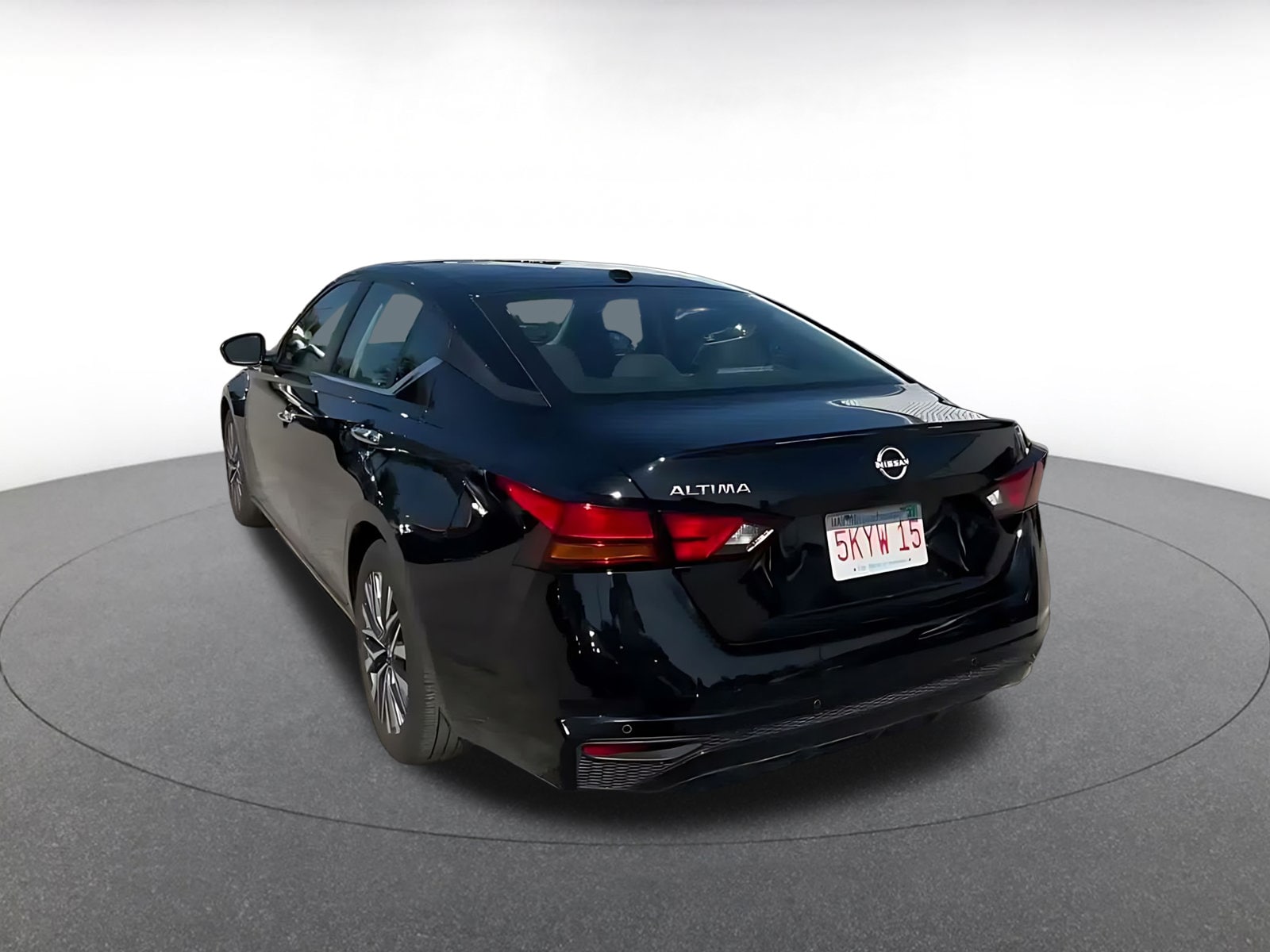 Thumbnail: 2025 Nissan Altima - 10