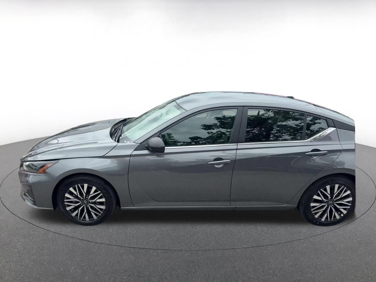 Thumbnail: 2026 Nissan Altima - 8