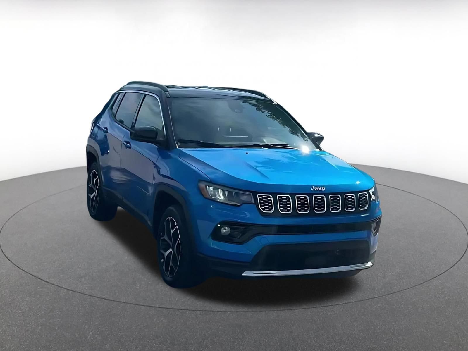 Thumbnail: 2025 Jeep Compass - 3
