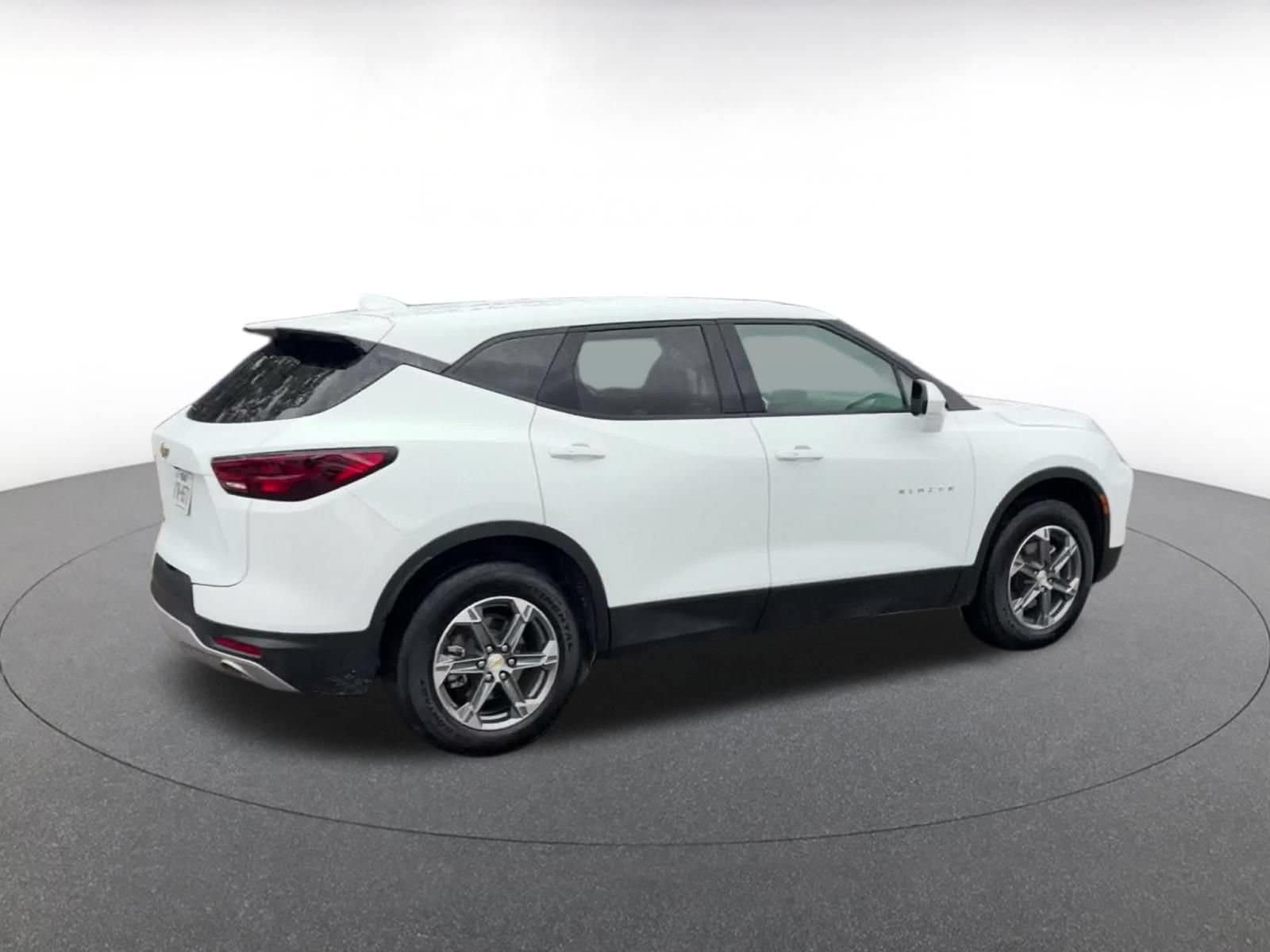 Thumbnail: 2026 Chevrolet Blazer - 13