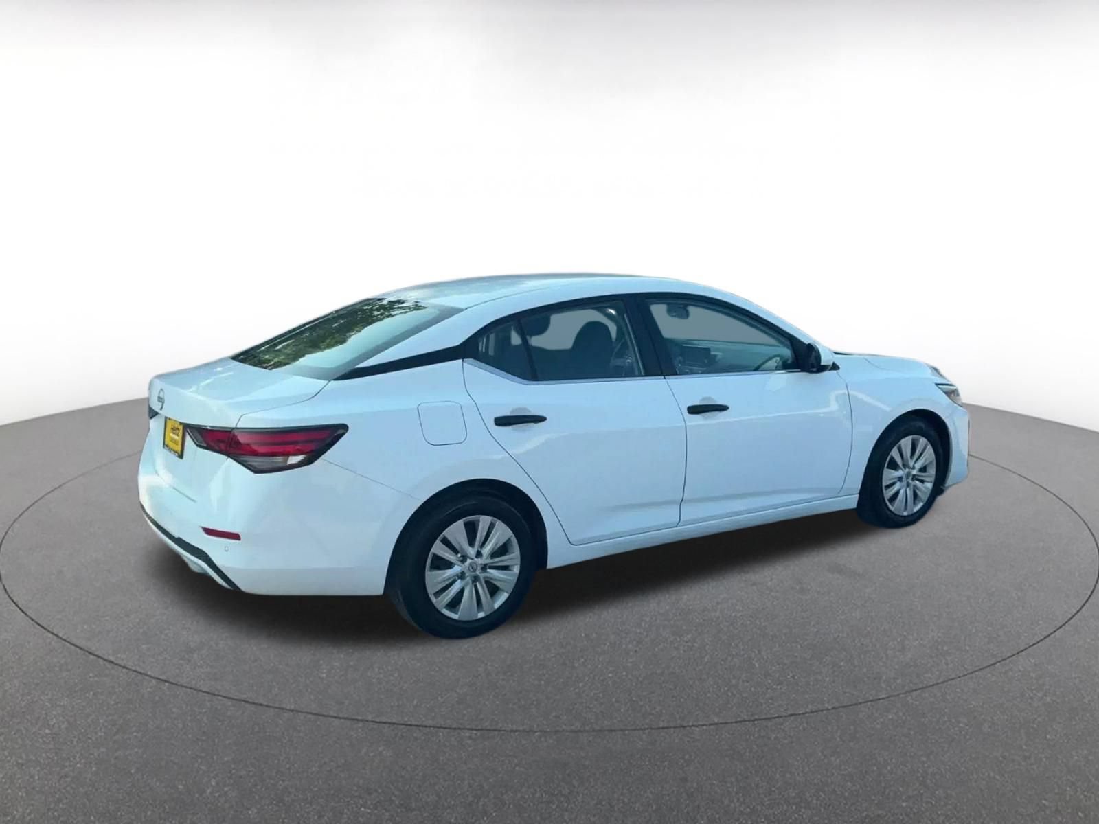 Thumbnail: 2025 Nissan Sentra - 14