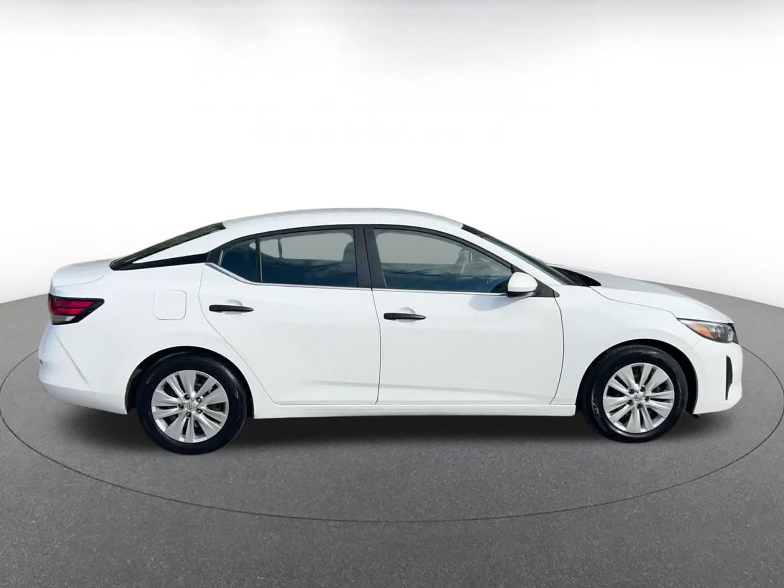 Thumbnail: 2025 Nissan Sentra - 15