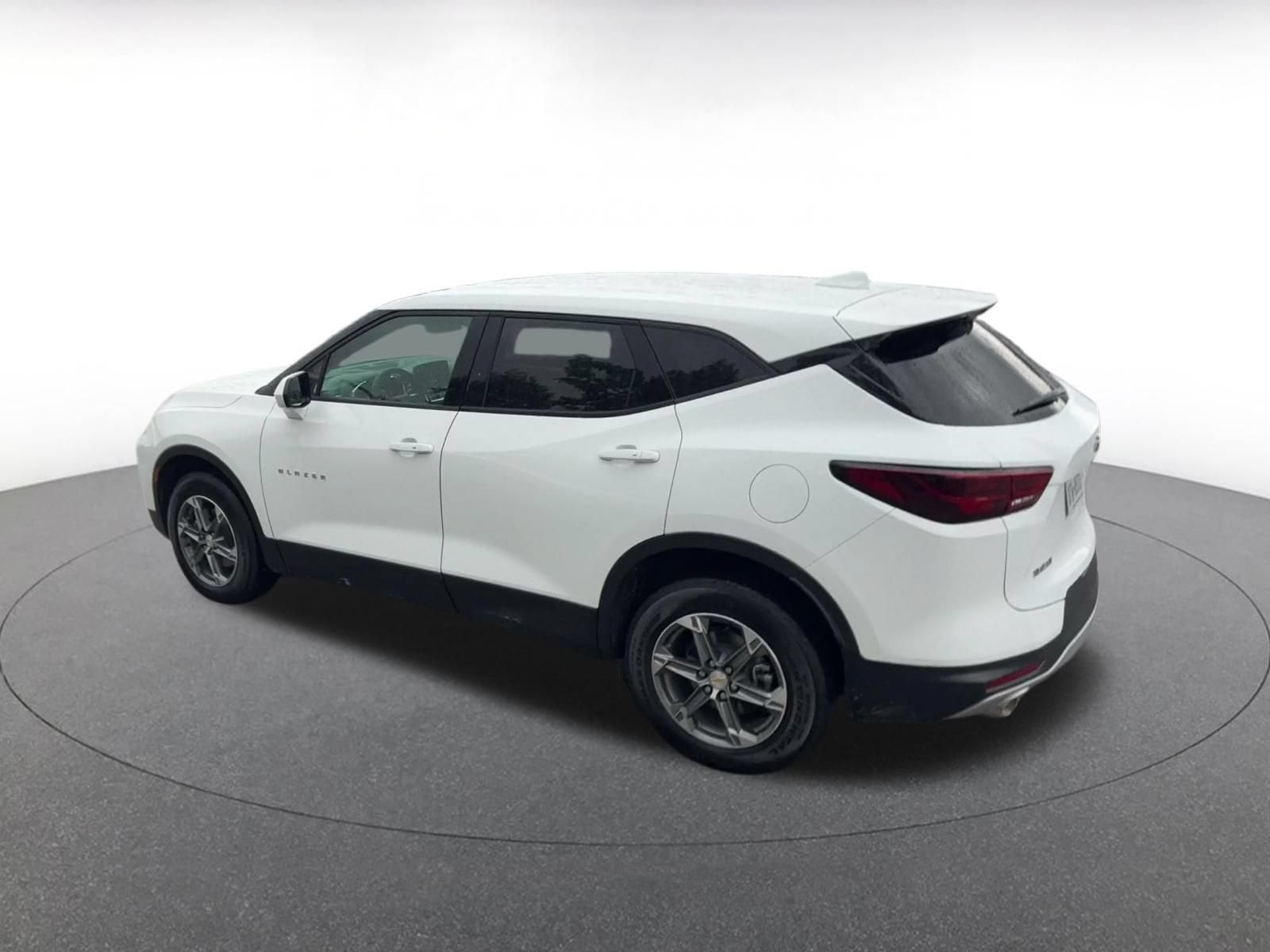 Thumbnail: 2026 Chevrolet Blazer - 9