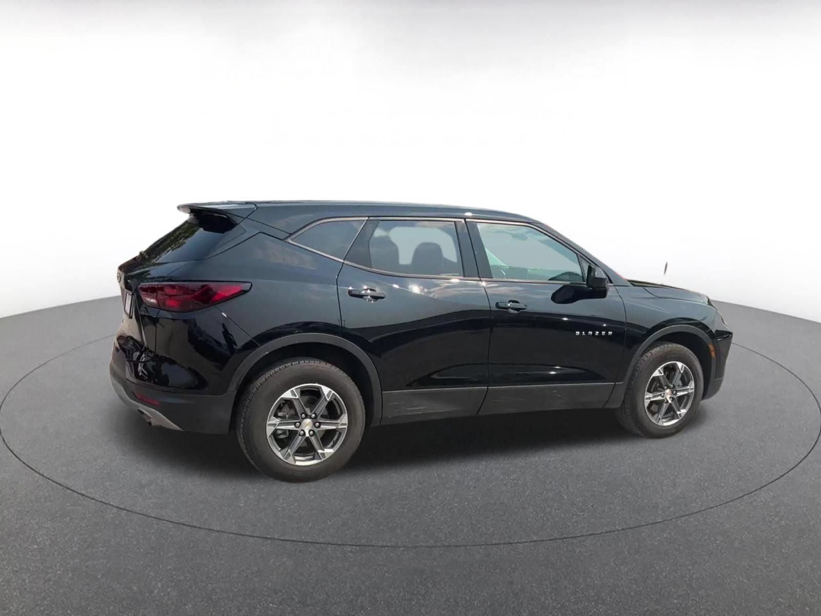 Thumbnail: 2026 Chevrolet Blazer - 14