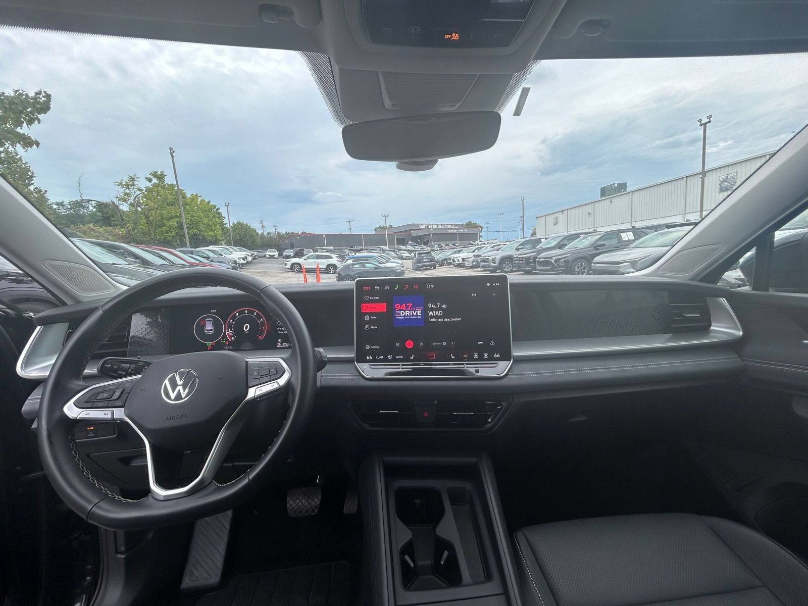 Thumbnail: 2026 Volkswagen Tiguan - 27