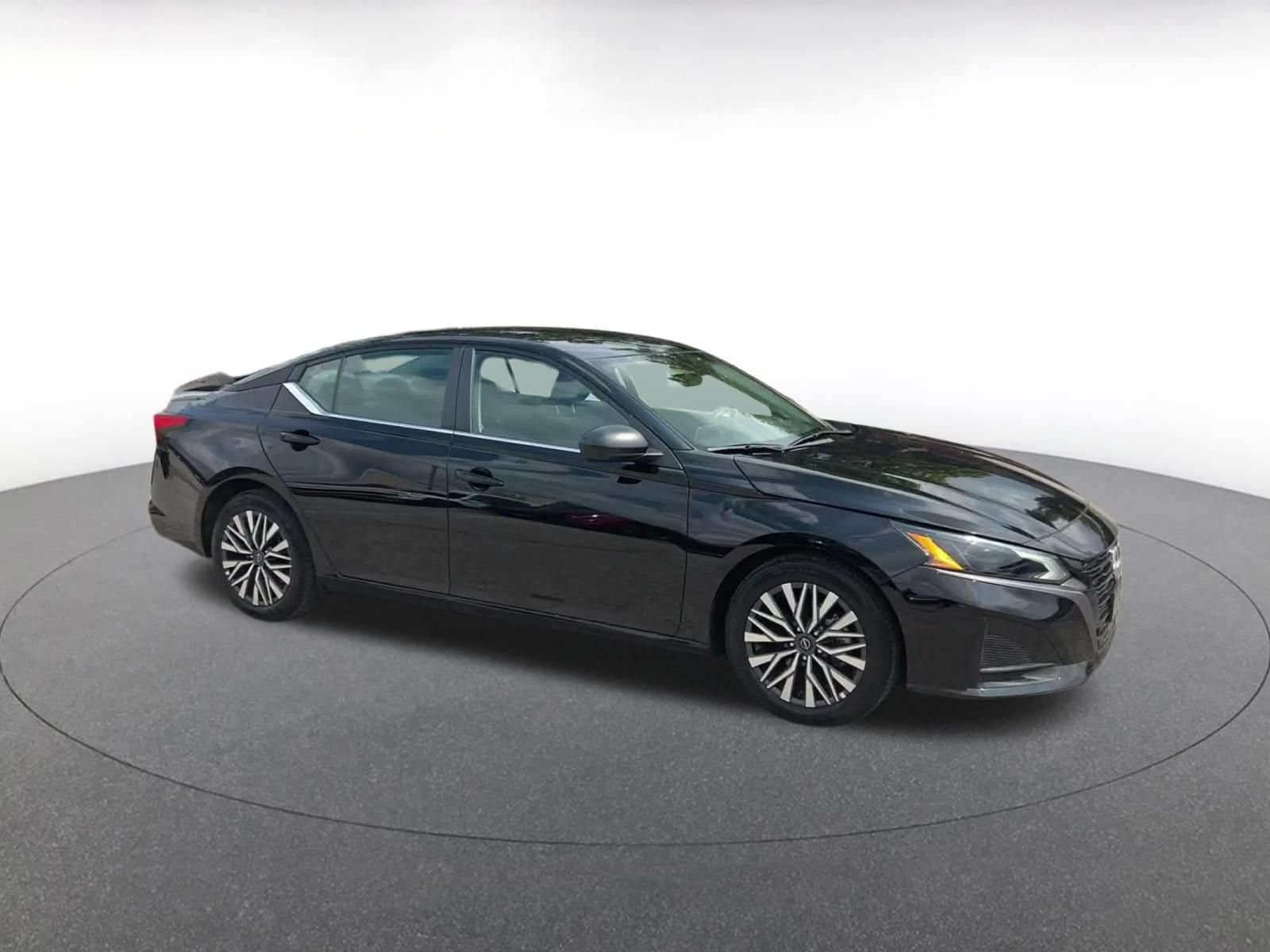 Thumbnail: 2026 Nissan Altima - 2