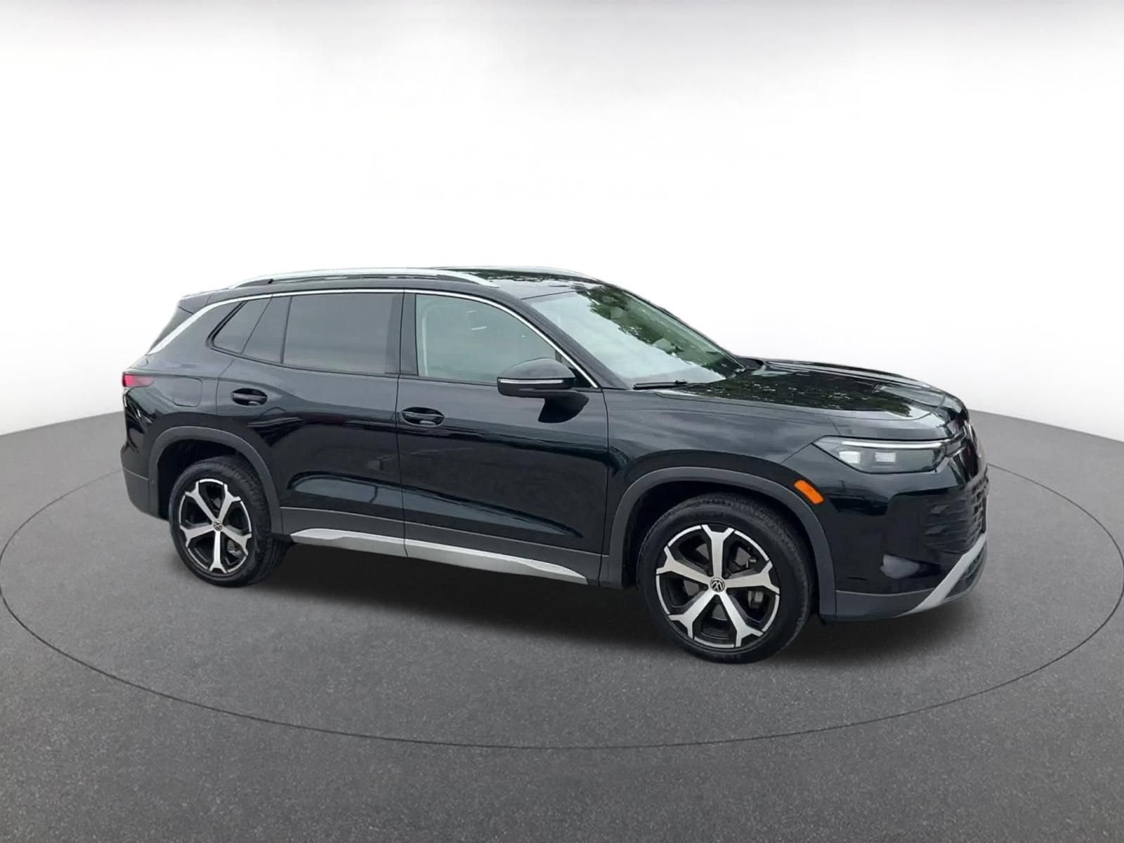 Thumbnail: 2026 Volkswagen Tiguan - 2