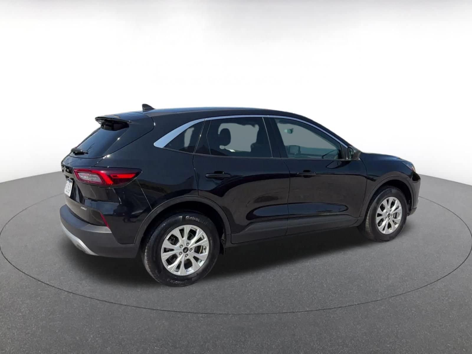 Thumbnail: 2024 Ford Escape - 14