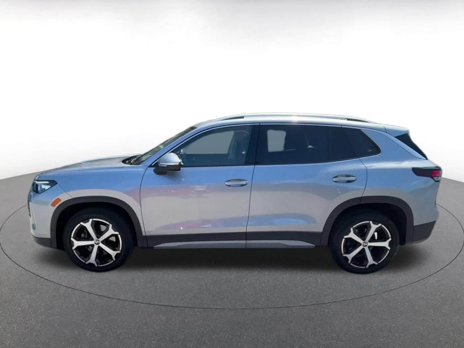 Thumbnail: 2026 Volkswagen Tiguan - 8