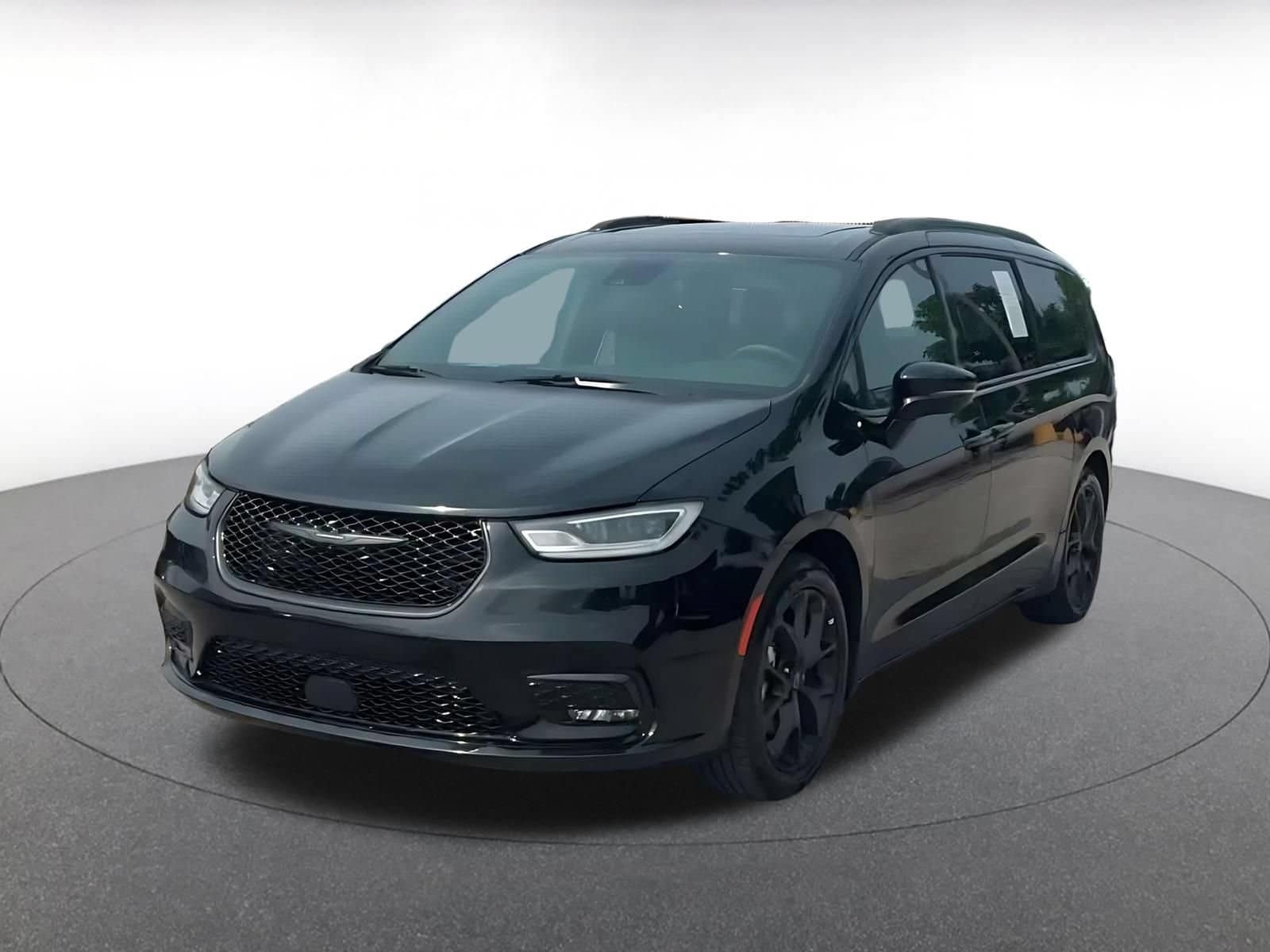 Thumbnail: 2025 Chrysler Pacifica - 6