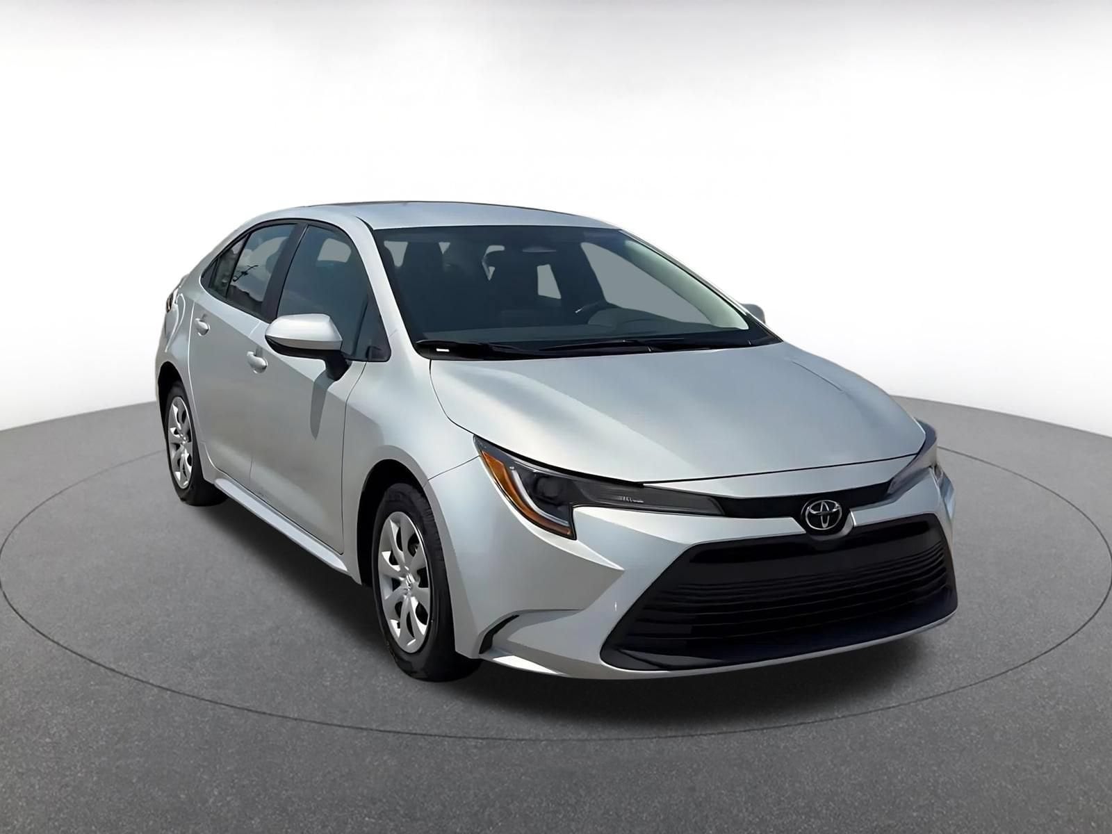 Thumbnail: 2025 Toyota Corolla - 3