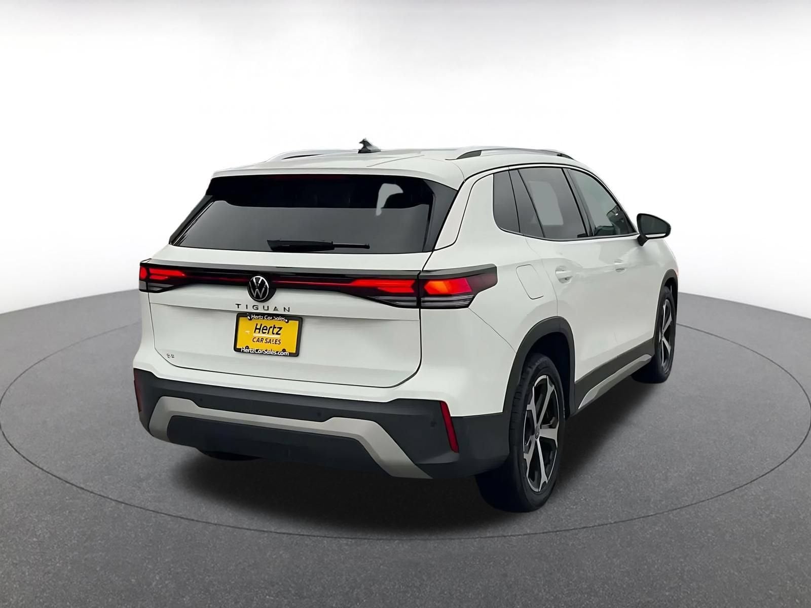 Thumbnail: 2026 Volkswagen Tiguan - 13