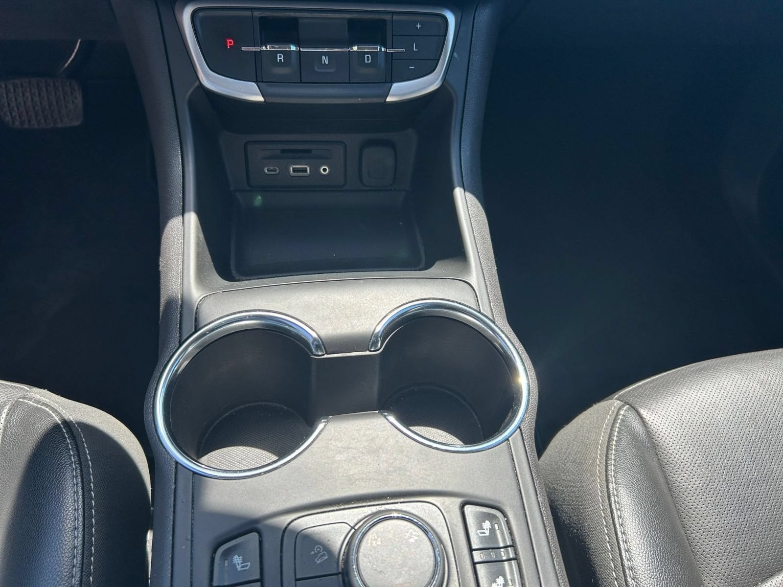Thumbnail: 2024 GMC Terrain - 35