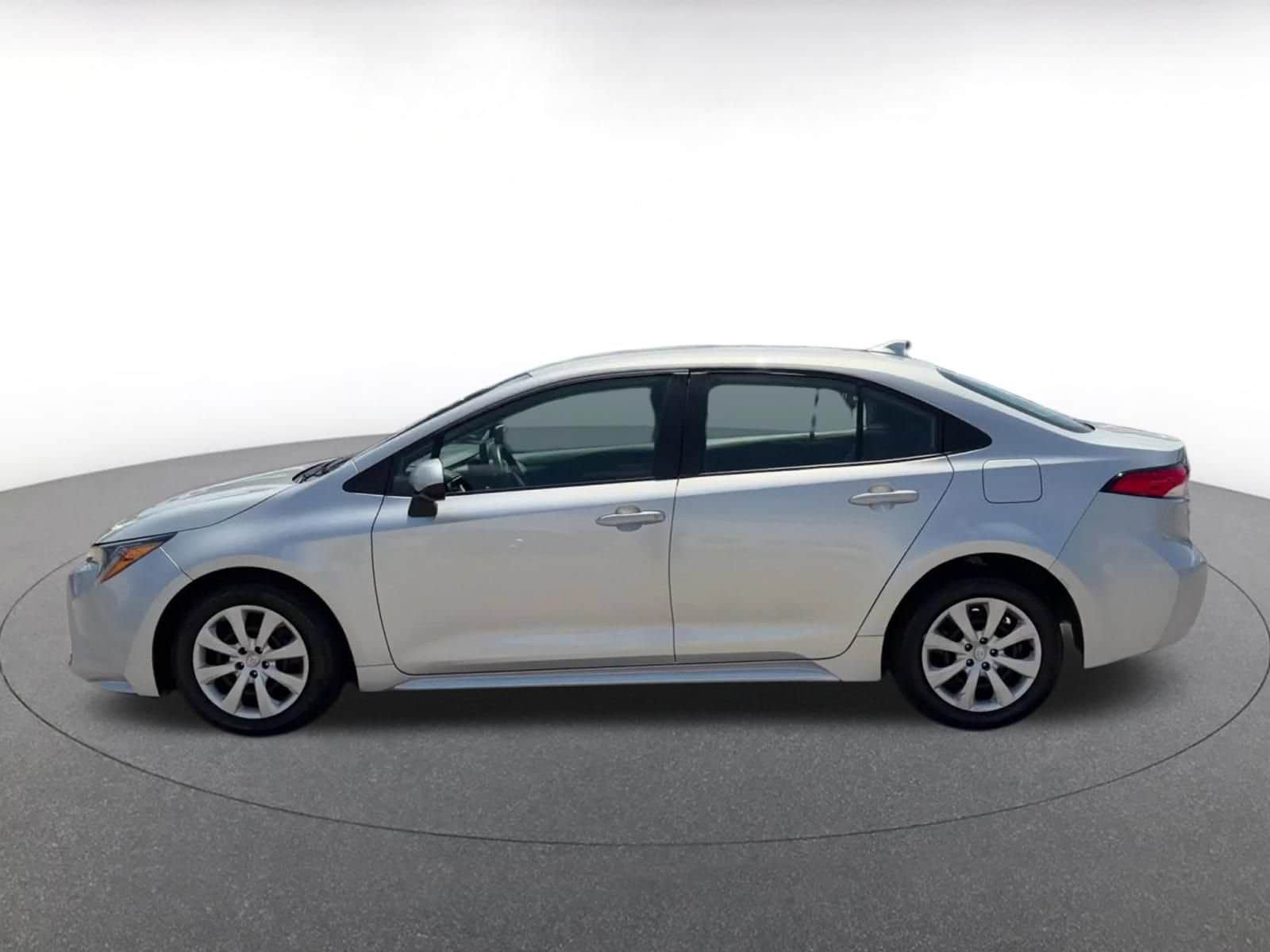 Thumbnail: 2025 Toyota Corolla - 8