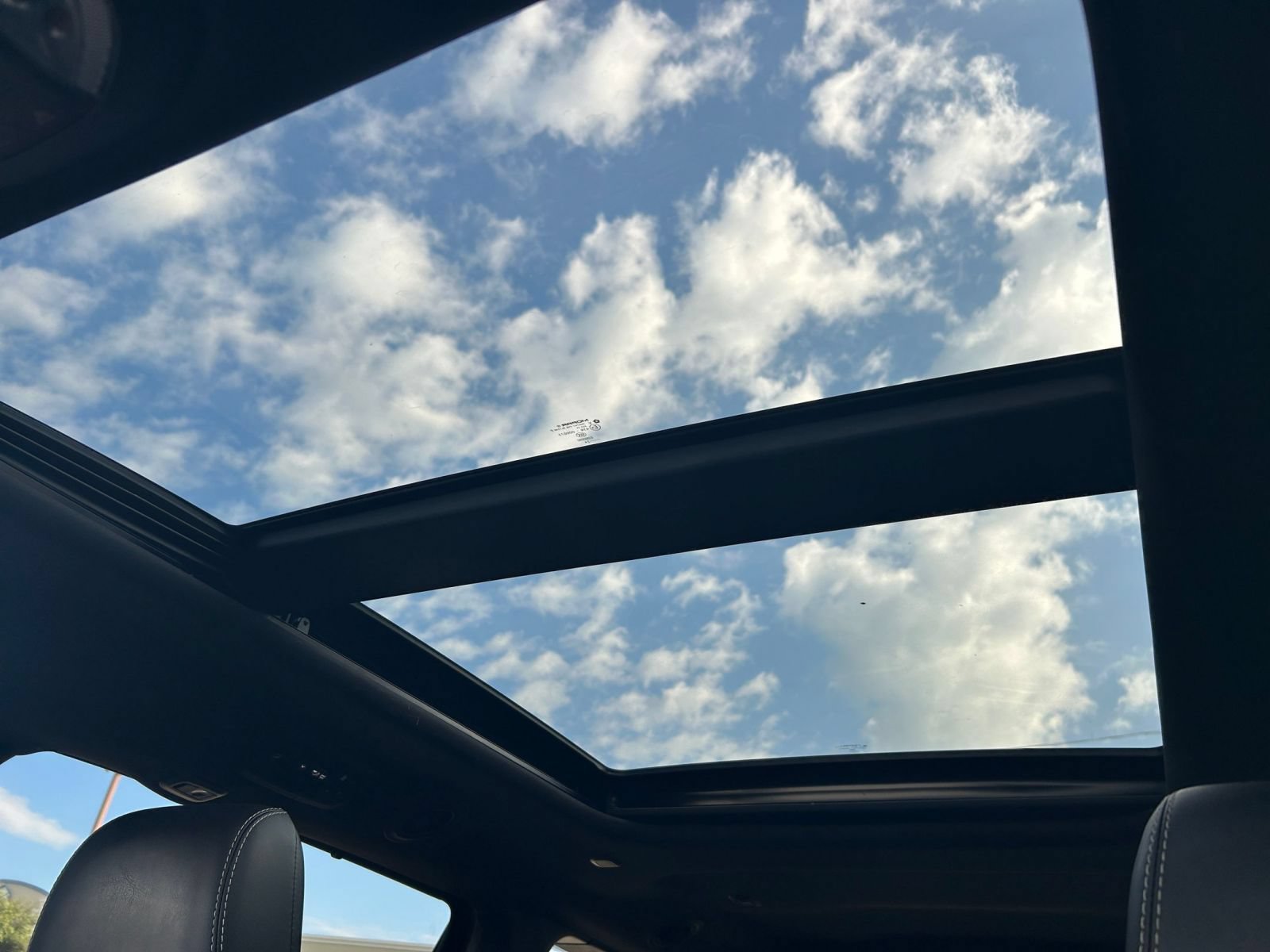 Thumbnail: 2025 Chrysler Pacifica - 25