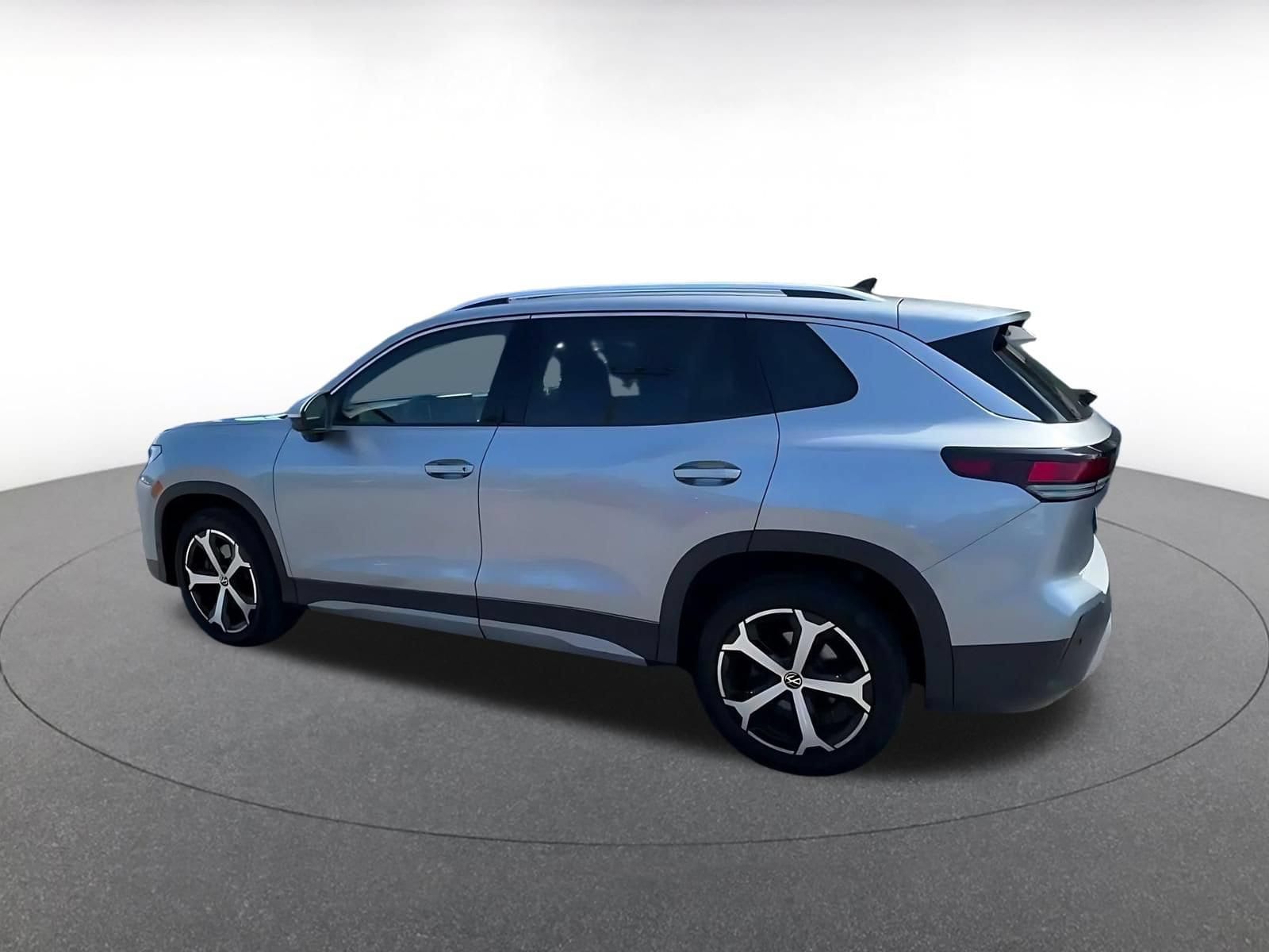Thumbnail: 2026 Volkswagen Tiguan - 9