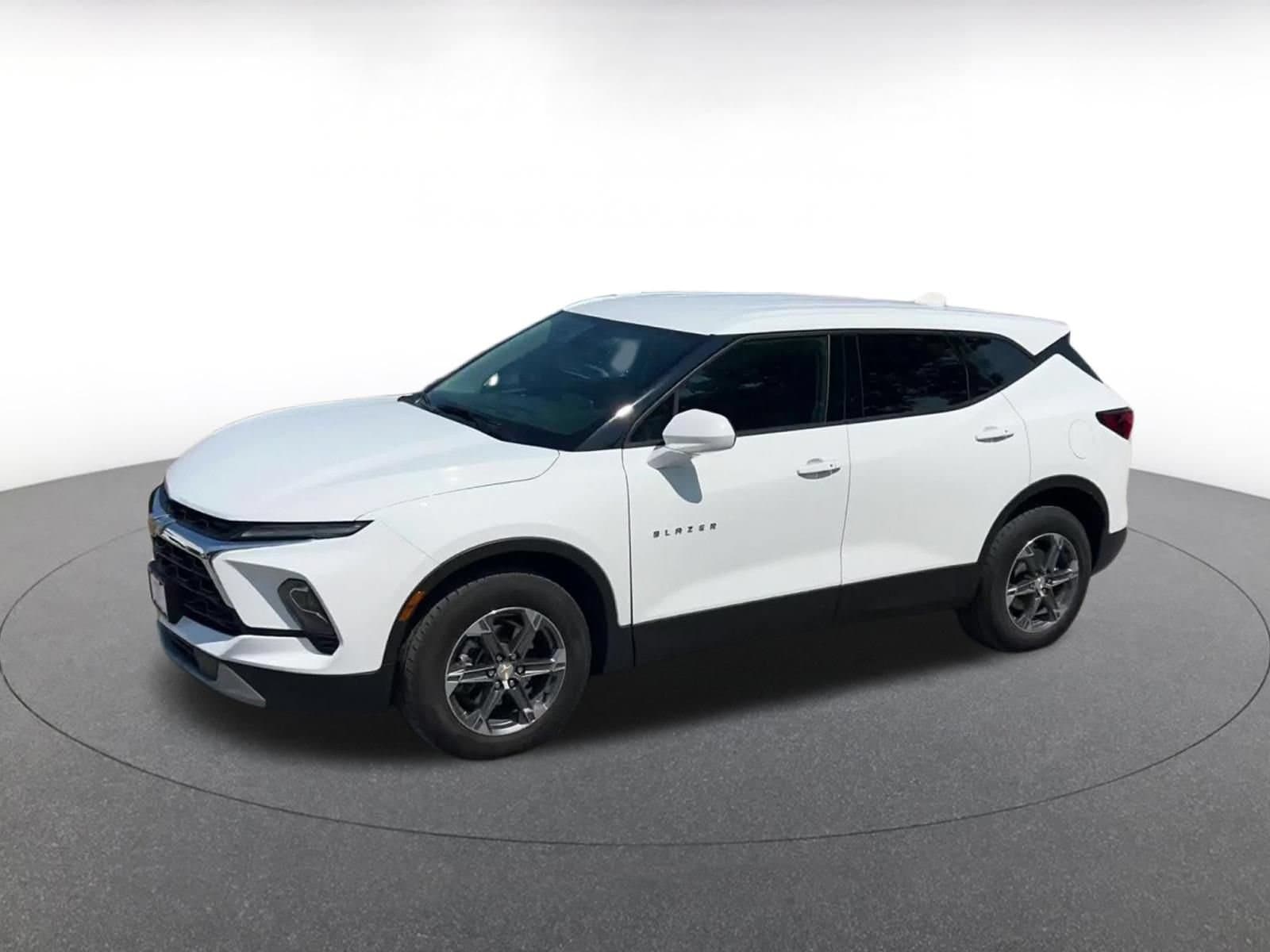 Thumbnail: 2025 Chevrolet Blazer - 7