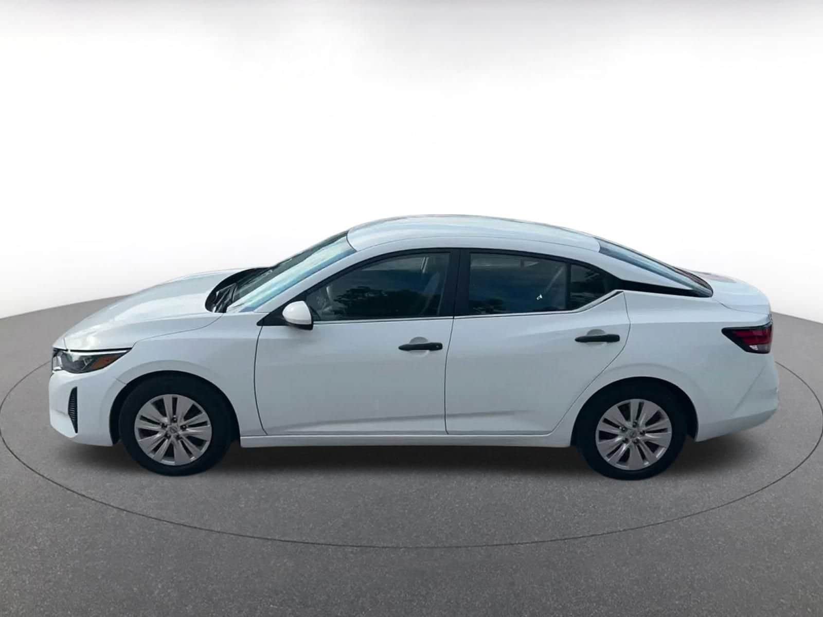 Thumbnail: 2025 Nissan Sentra - 8